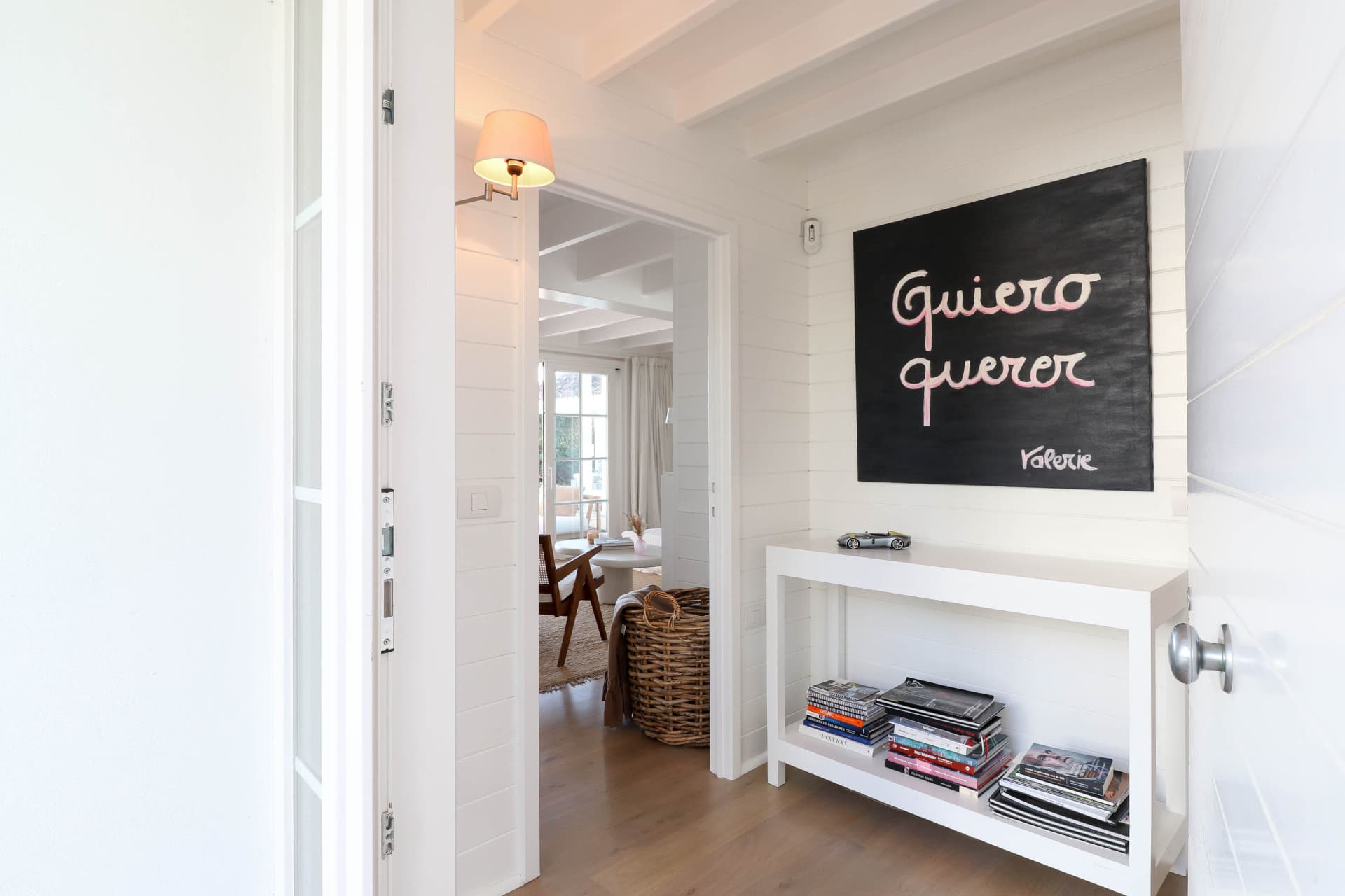 Discover timeless elegance in this unique villa, ideally located in the tranquil residential area of La Alquería, Nueva