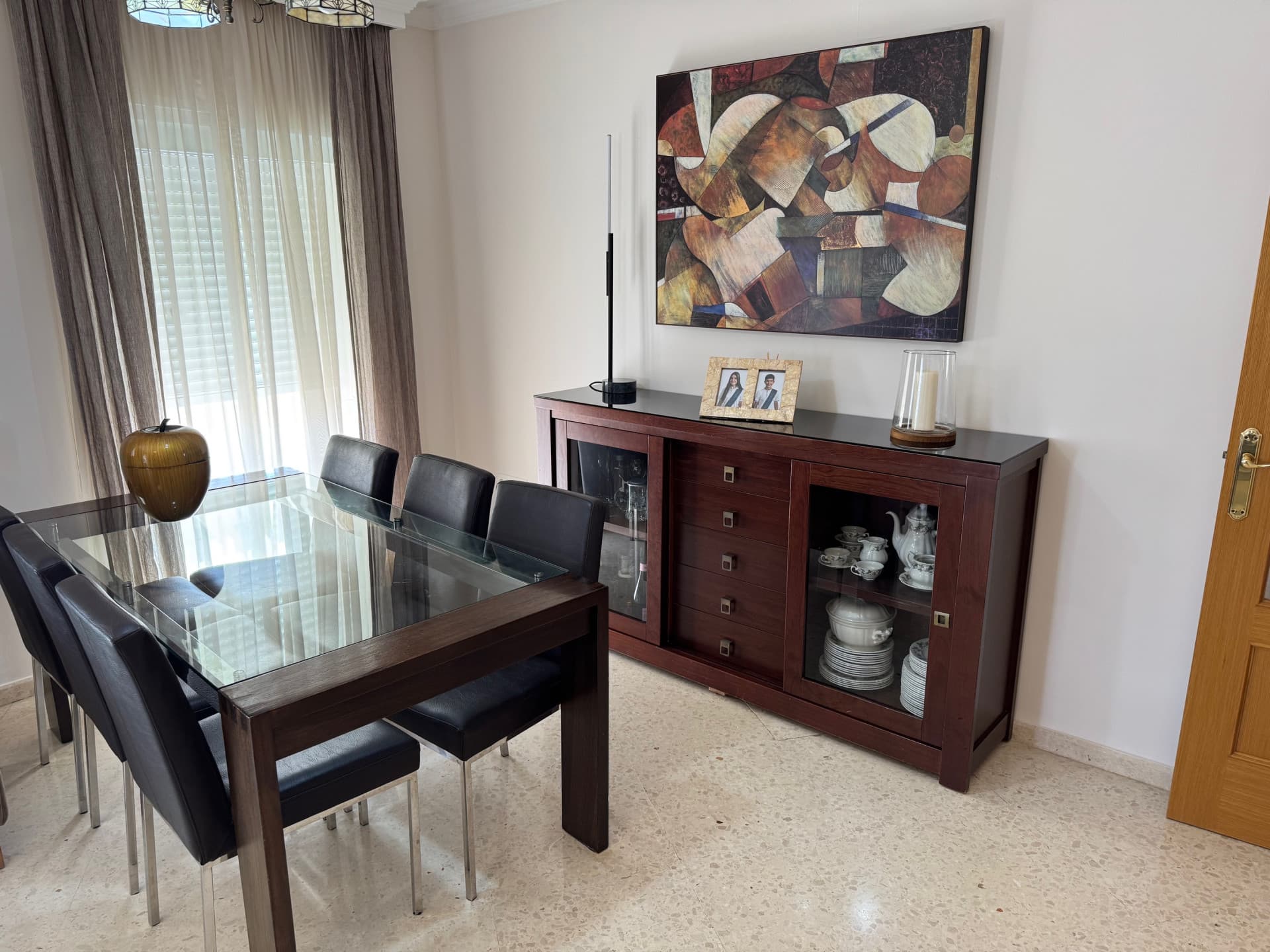 Exclusive 4-Bedroom Penthouse with Expansive Terrace and Private Solarium in the Prestigious Carlos Cano Area, Estepona