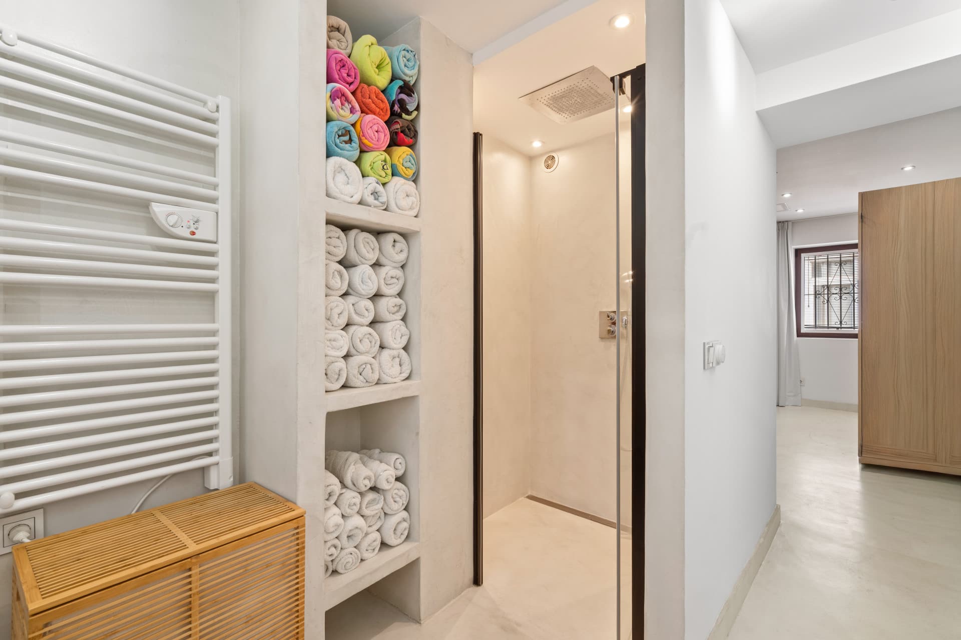 This beautifully renovated townhouse perfectly combines traditional Andalusian character with contemporary design, creat