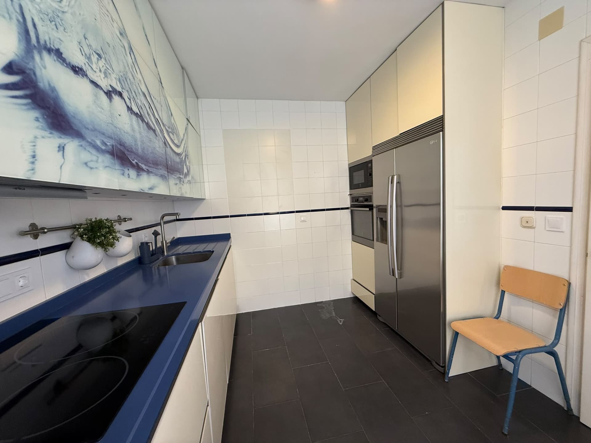 Here is the English version of the updated description, tailored for the international long-term rental market in Marbel