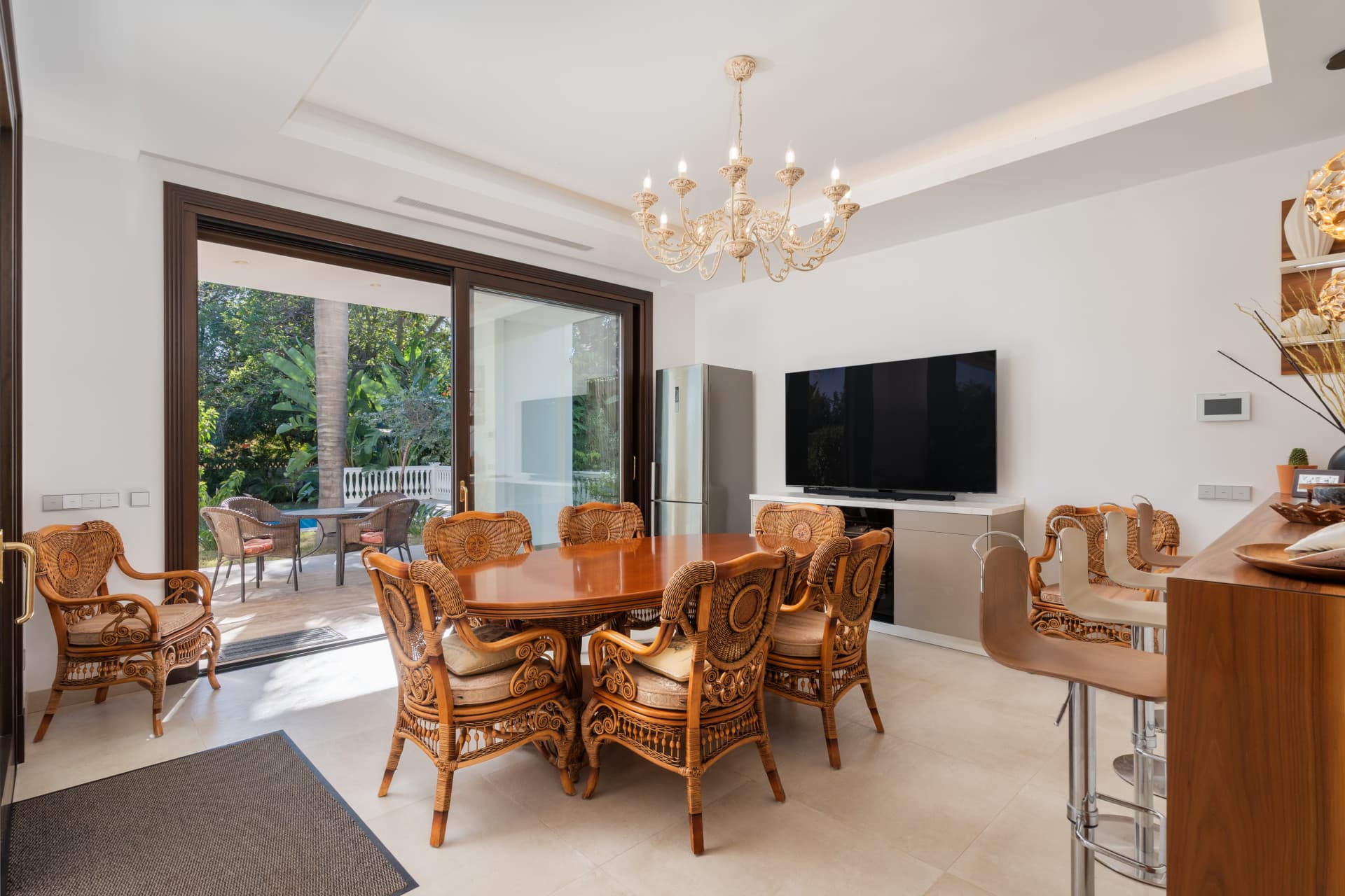 This spectacular newly built villa is located just a few meters from the beach, offering a perfect combination of luxury