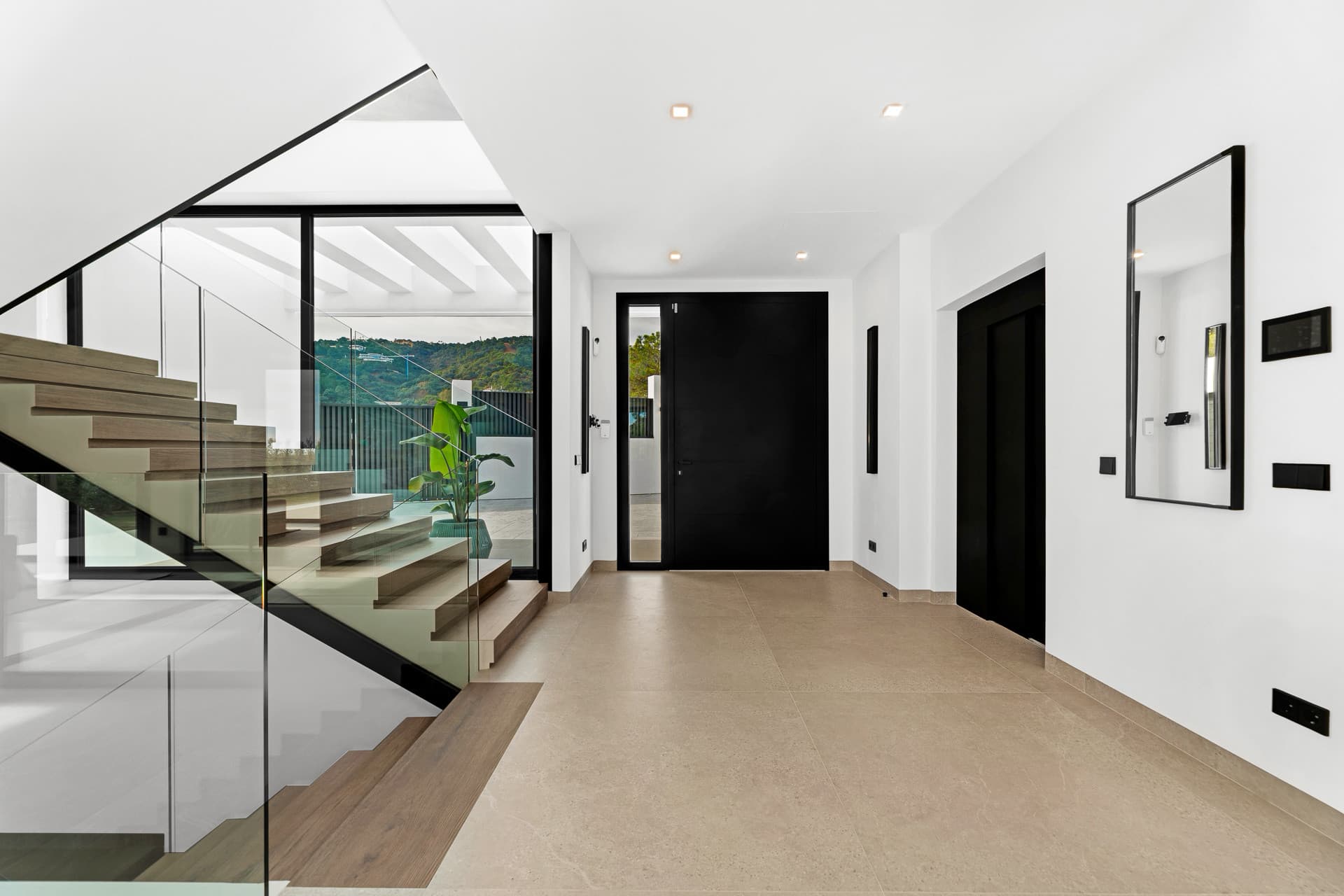 Incredible contemporary villa located in the heart of Madroñal, Benahavís, with breathtaking panoramic sea views