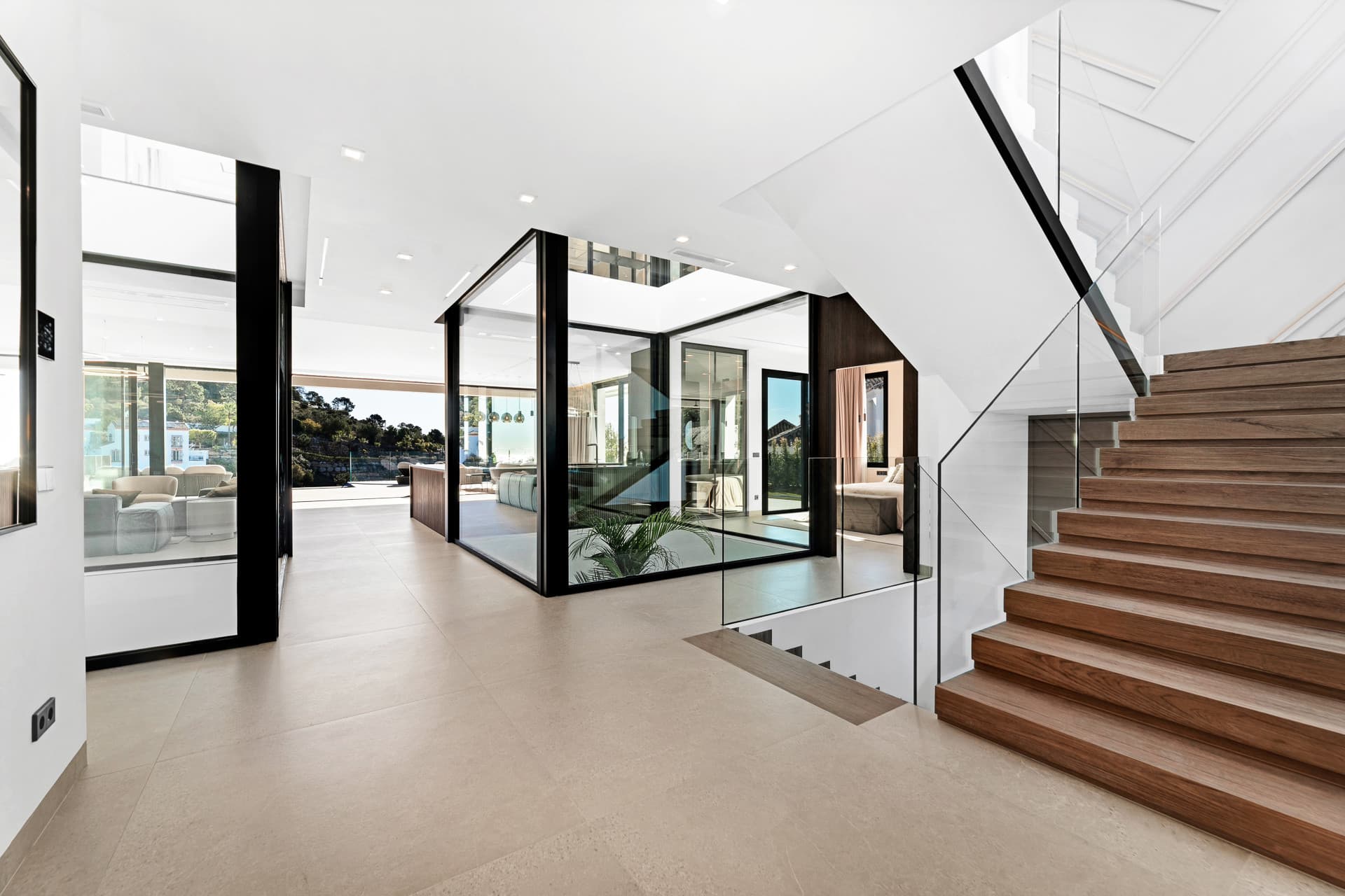 Incredible contemporary villa located in the heart of Madroñal, Benahavís, with breathtaking panoramic sea views