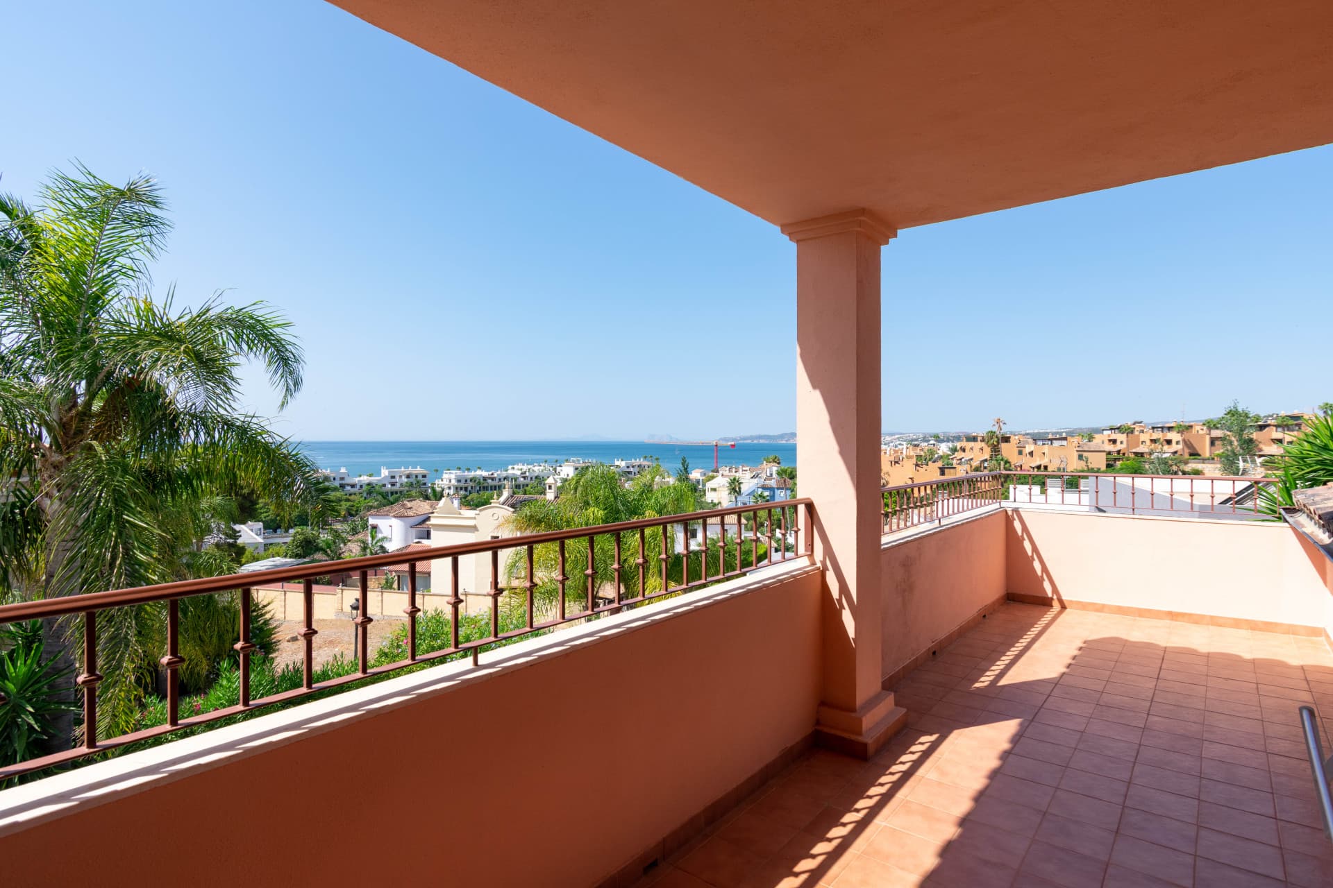 Mediterranean Villa with Sea Views in the Prestigious Seghers Residential Area, Estepona