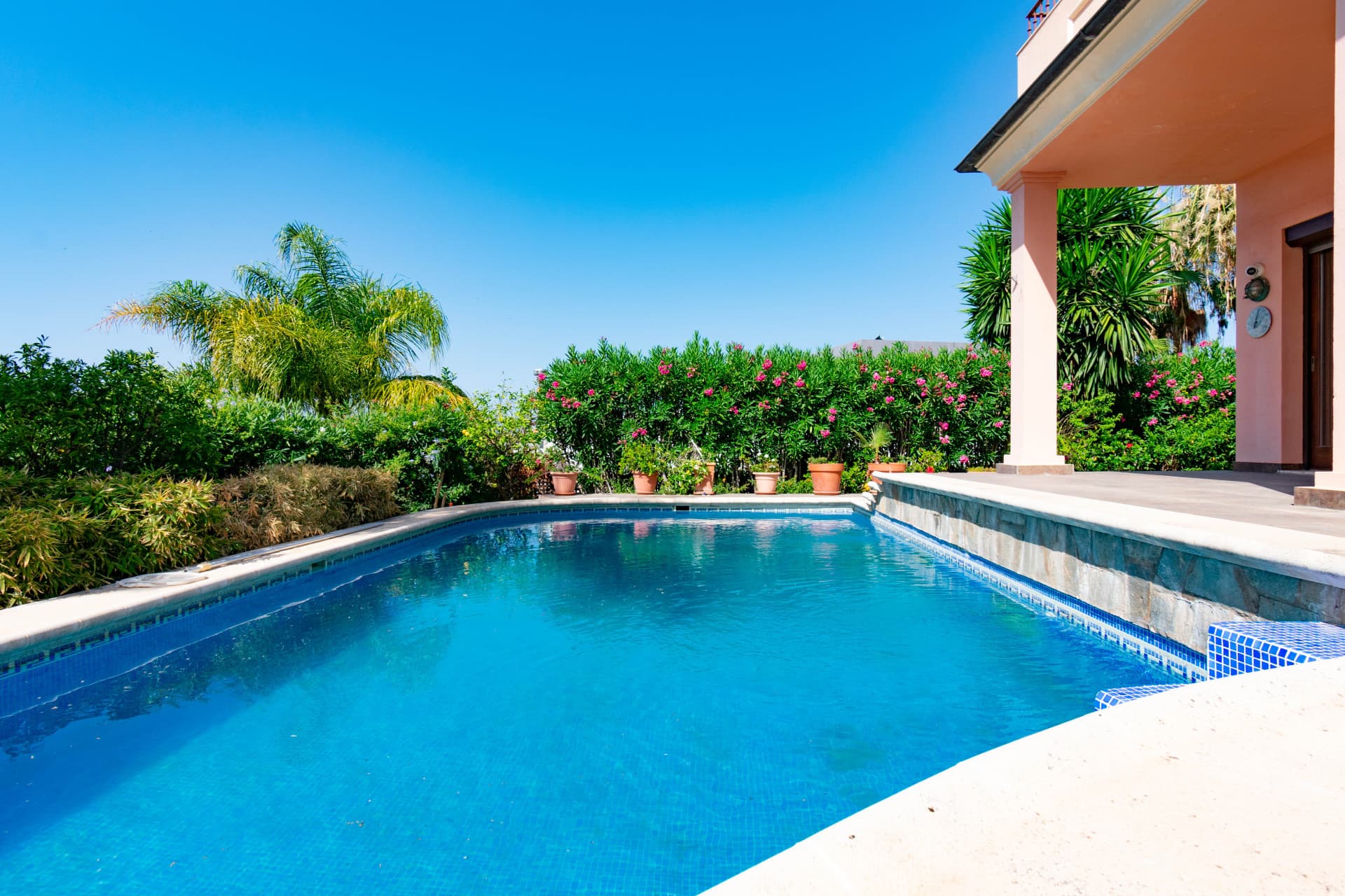 Mediterranean Villa with Sea Views in the Prestigious Seghers Residential Area, Estepona
