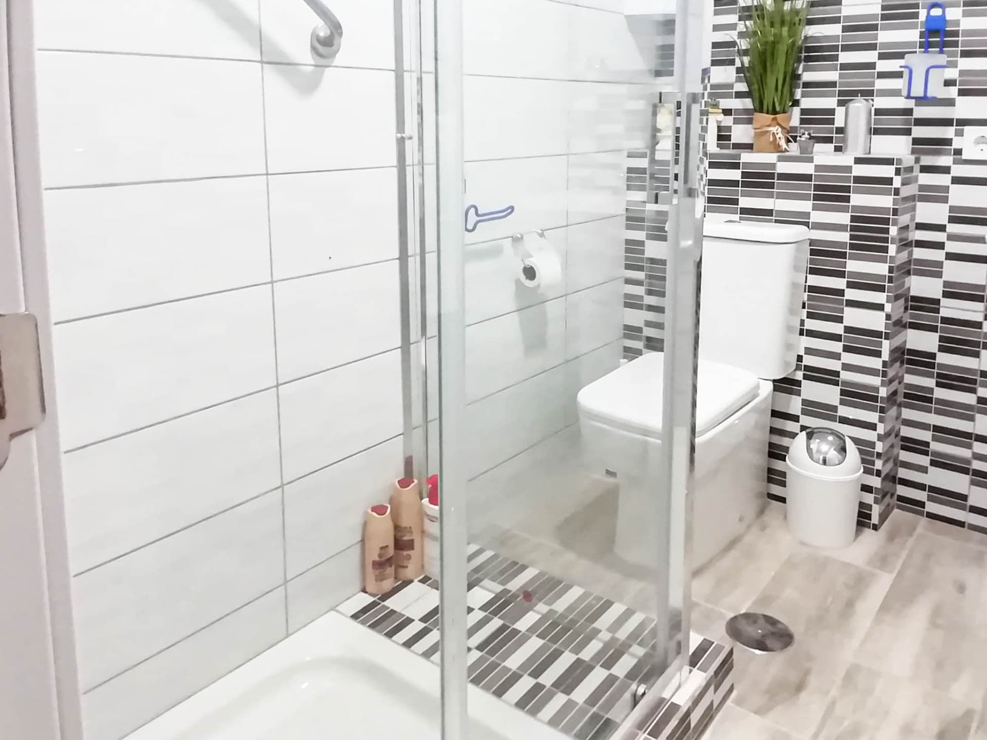 Investment Property with Three Rental Units in Central Estepona