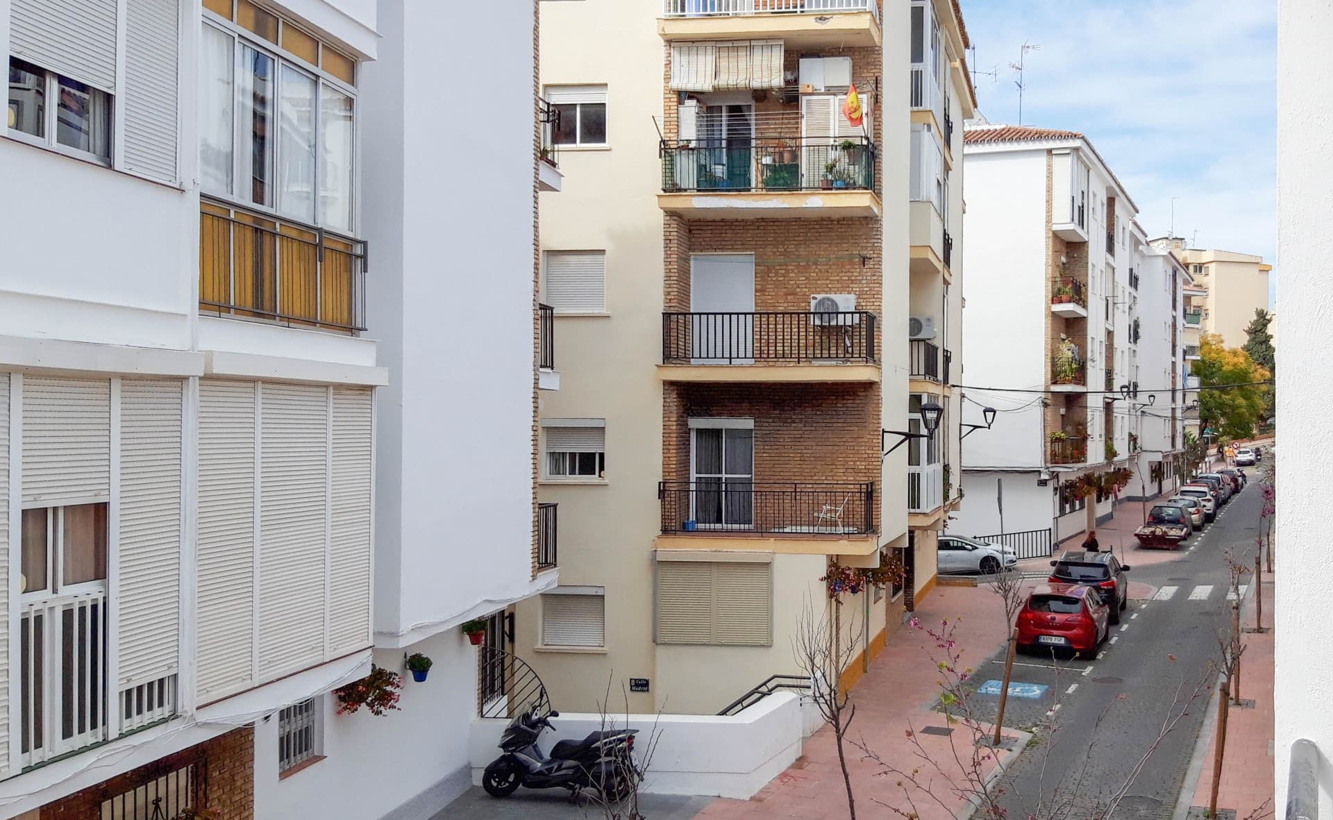 Investment Property with Three Rental Units in Central Estepona