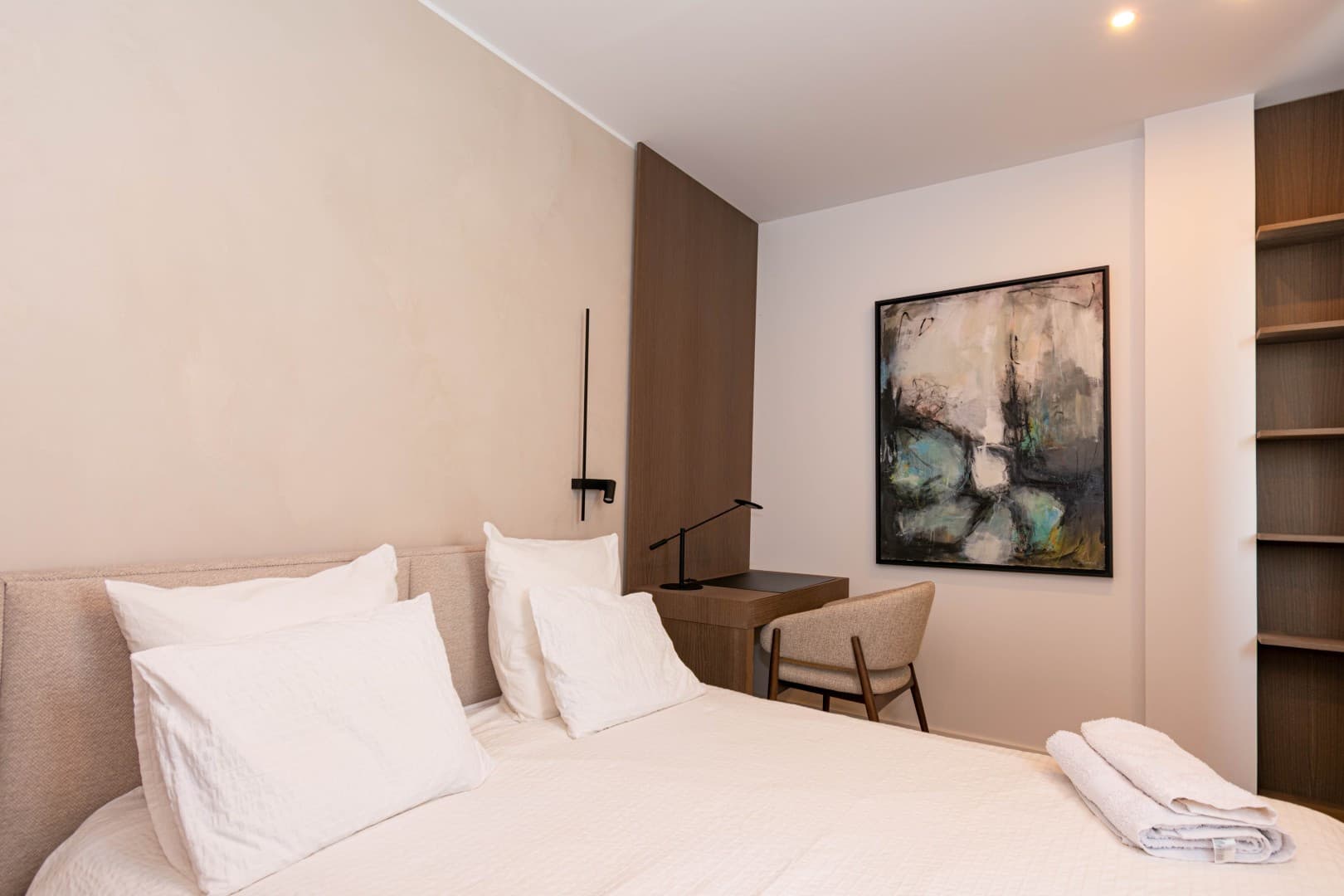Contemporary Luxury Penthouse with Panoramic Sea Views and Private Rooftop Jacuzzi in Las Mesas, Estepona