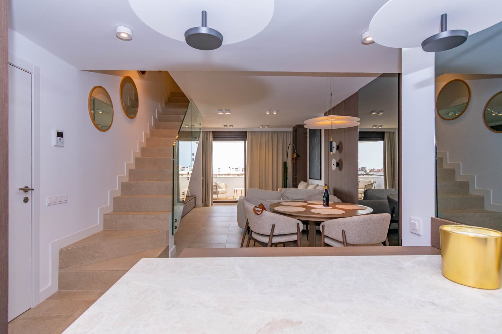 Contemporary Luxury Penthouse with Panoramic Sea Views and Private Rooftop Jacuzzi in Las Mesas, Estepona