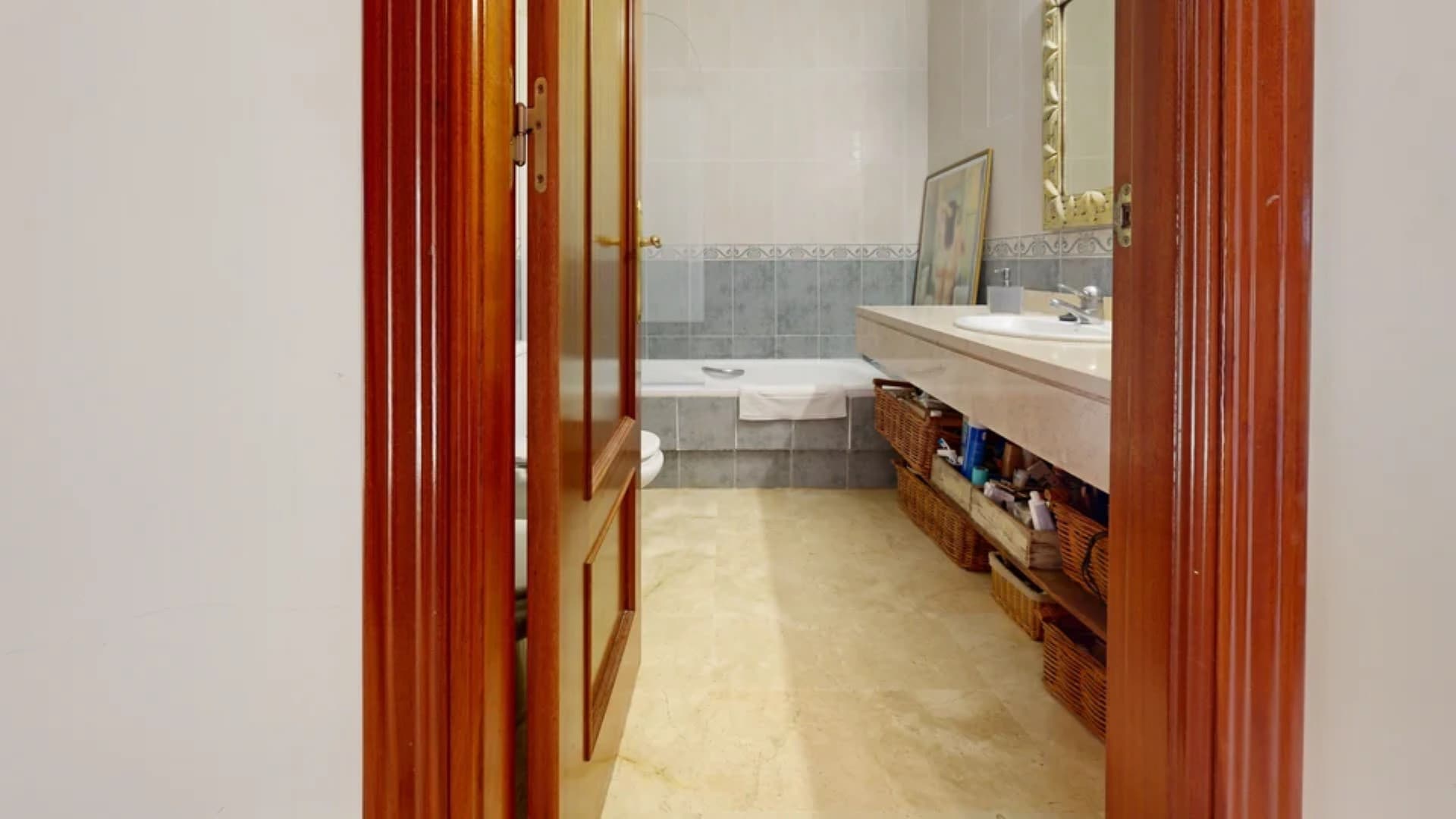 Magnificent 3-bedroom duplex apartment near by Duquesa