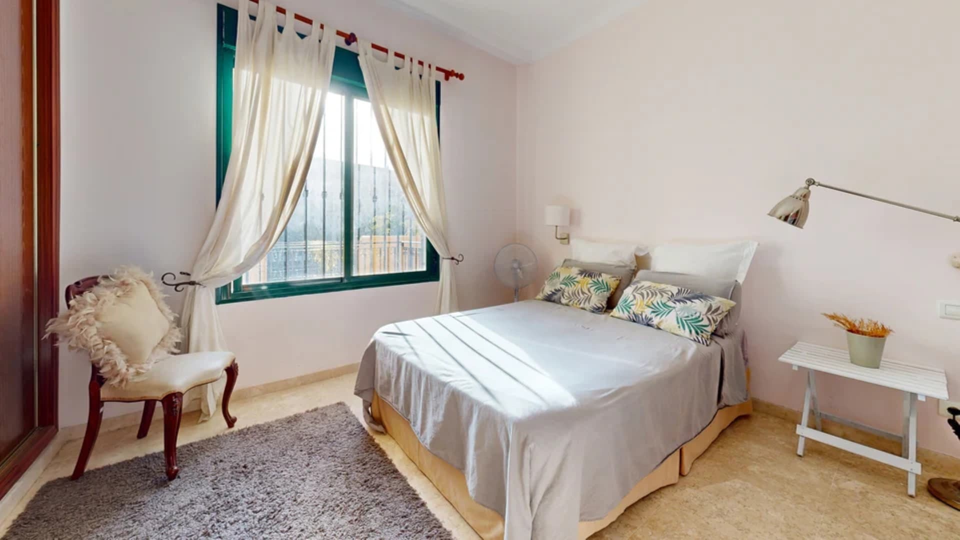 Magnificent 3-bedroom duplex apartment near by Duquesa