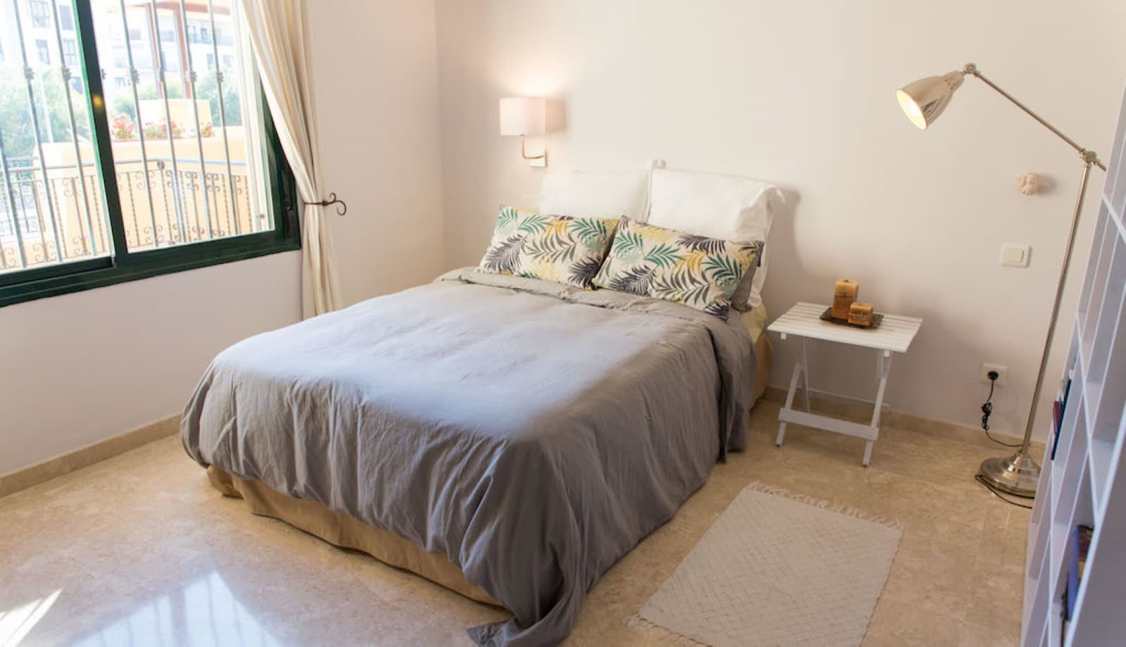 Magnificent 3-bedroom duplex apartment near by Duquesa