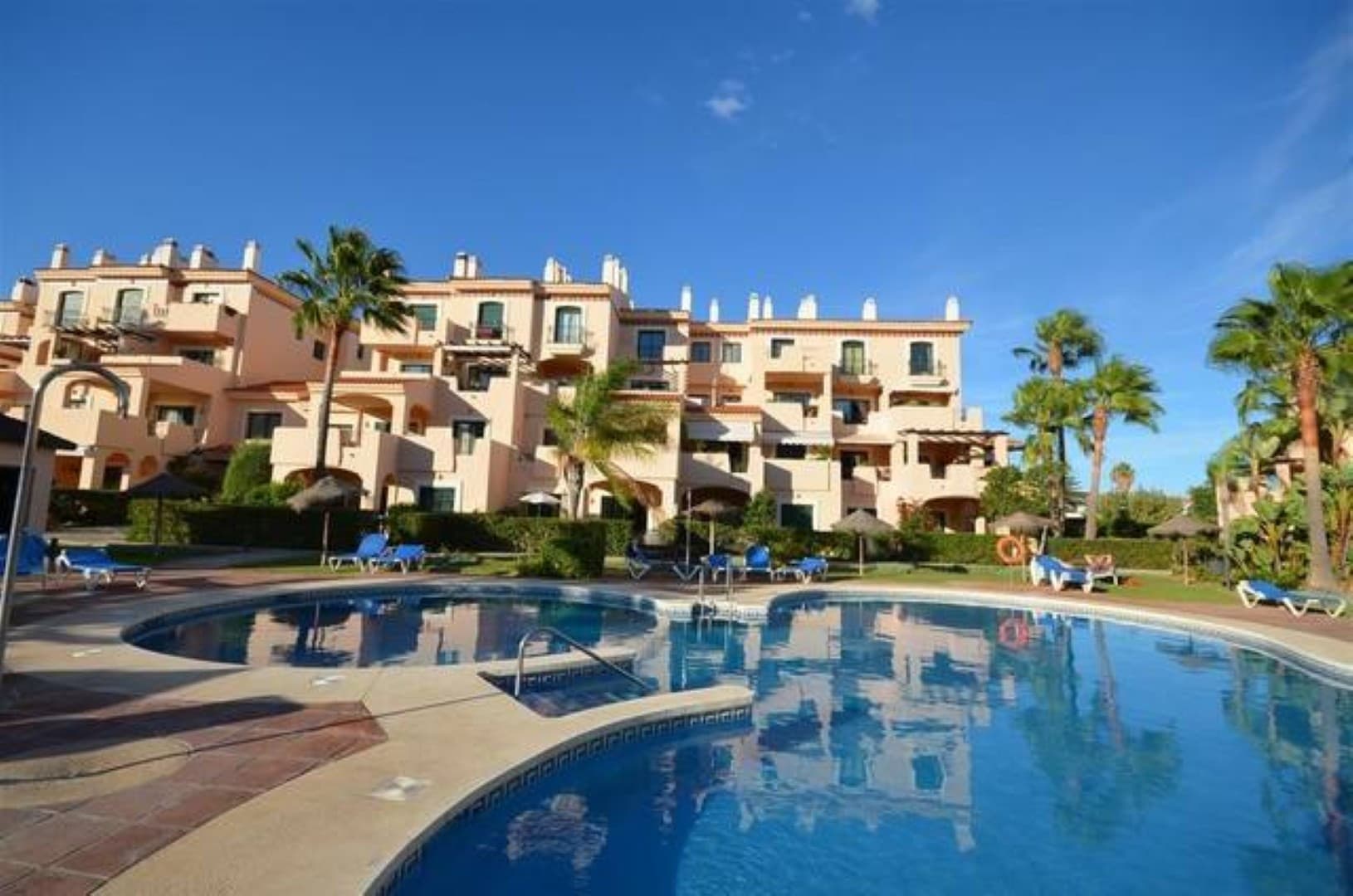 Magnificent 3-bedroom duplex apartment near by Duquesa