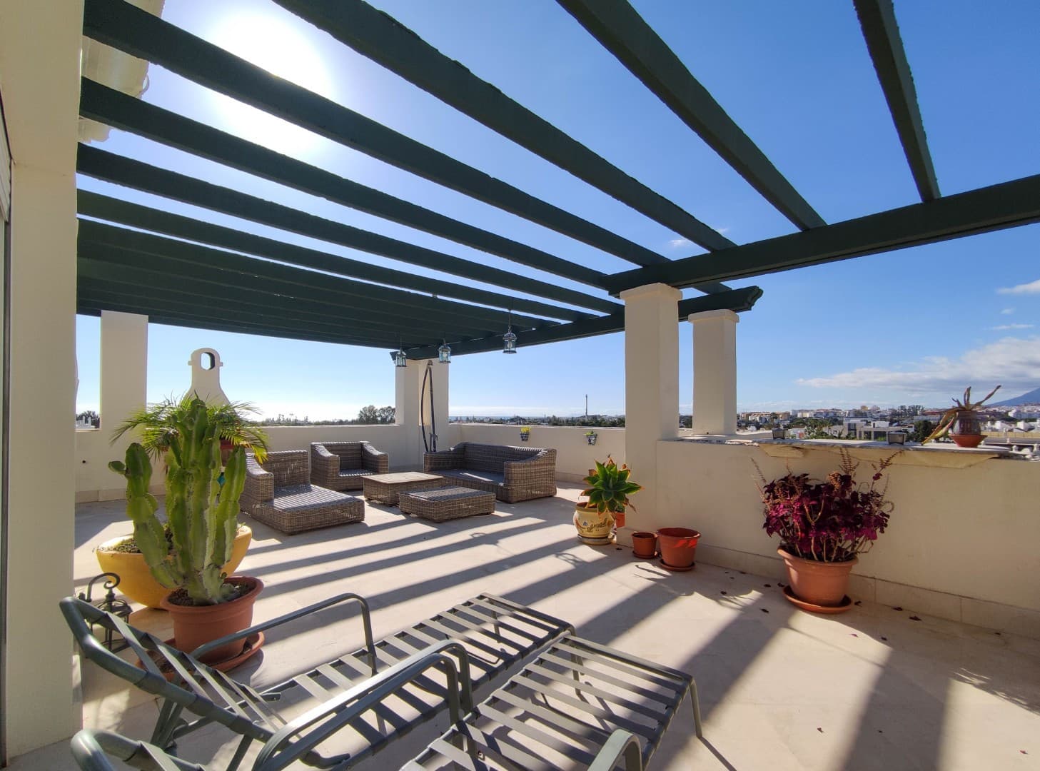 Ático residencial consolidado entre Nueva Andalucía y Puerto Banús