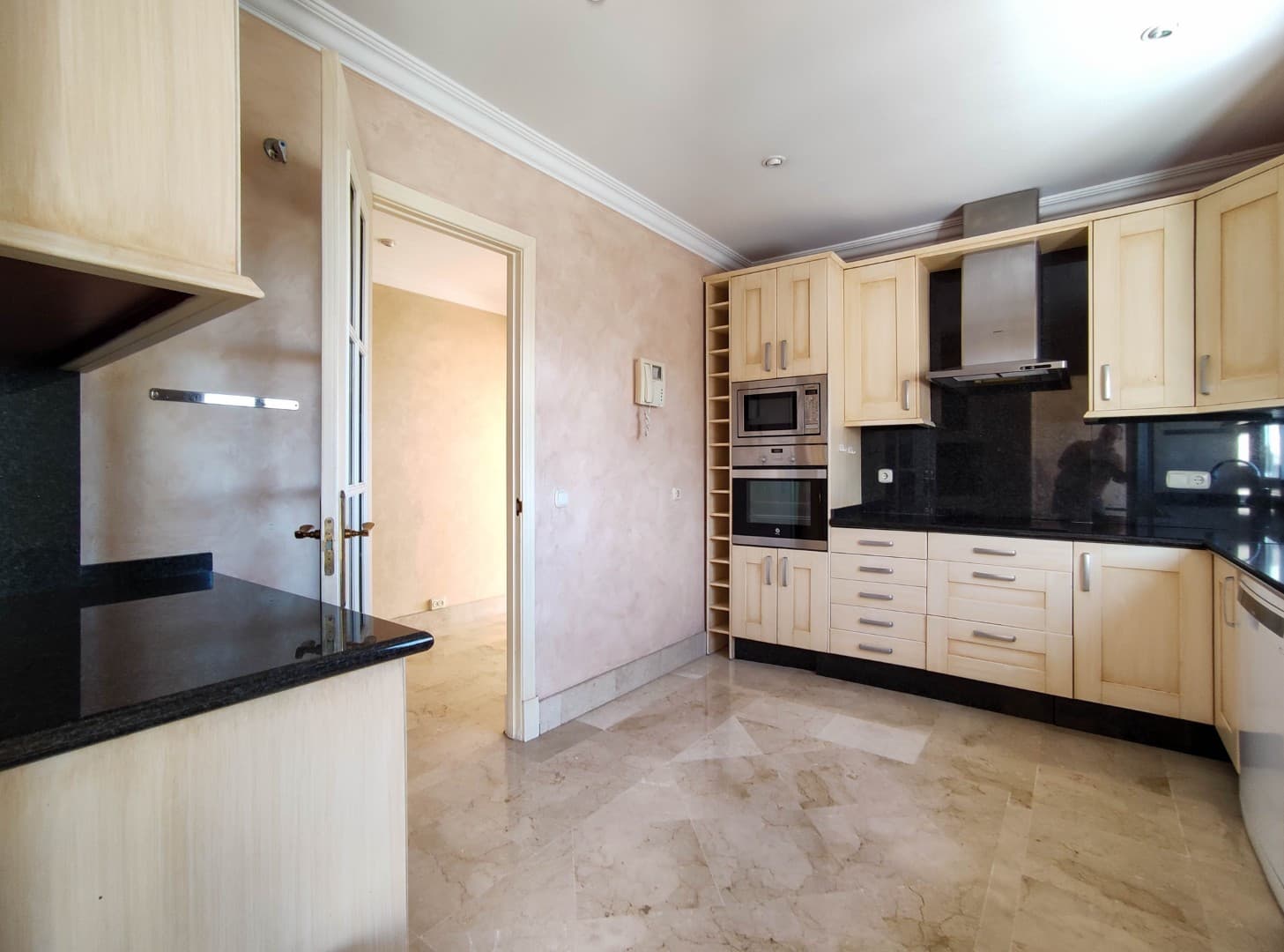Ático residencial consolidado entre Nueva Andalucía y Puerto Banús