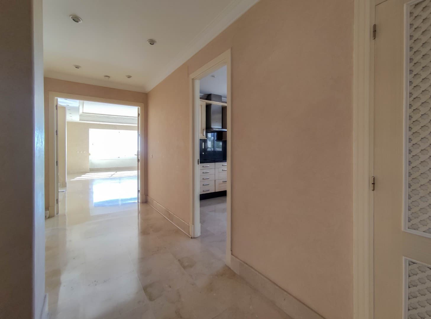 Ático residencial consolidado entre Nueva Andalucía y Puerto Banús