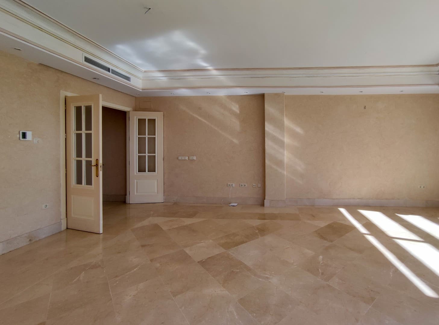 Ático residencial consolidado entre Nueva Andalucía y Puerto Banús