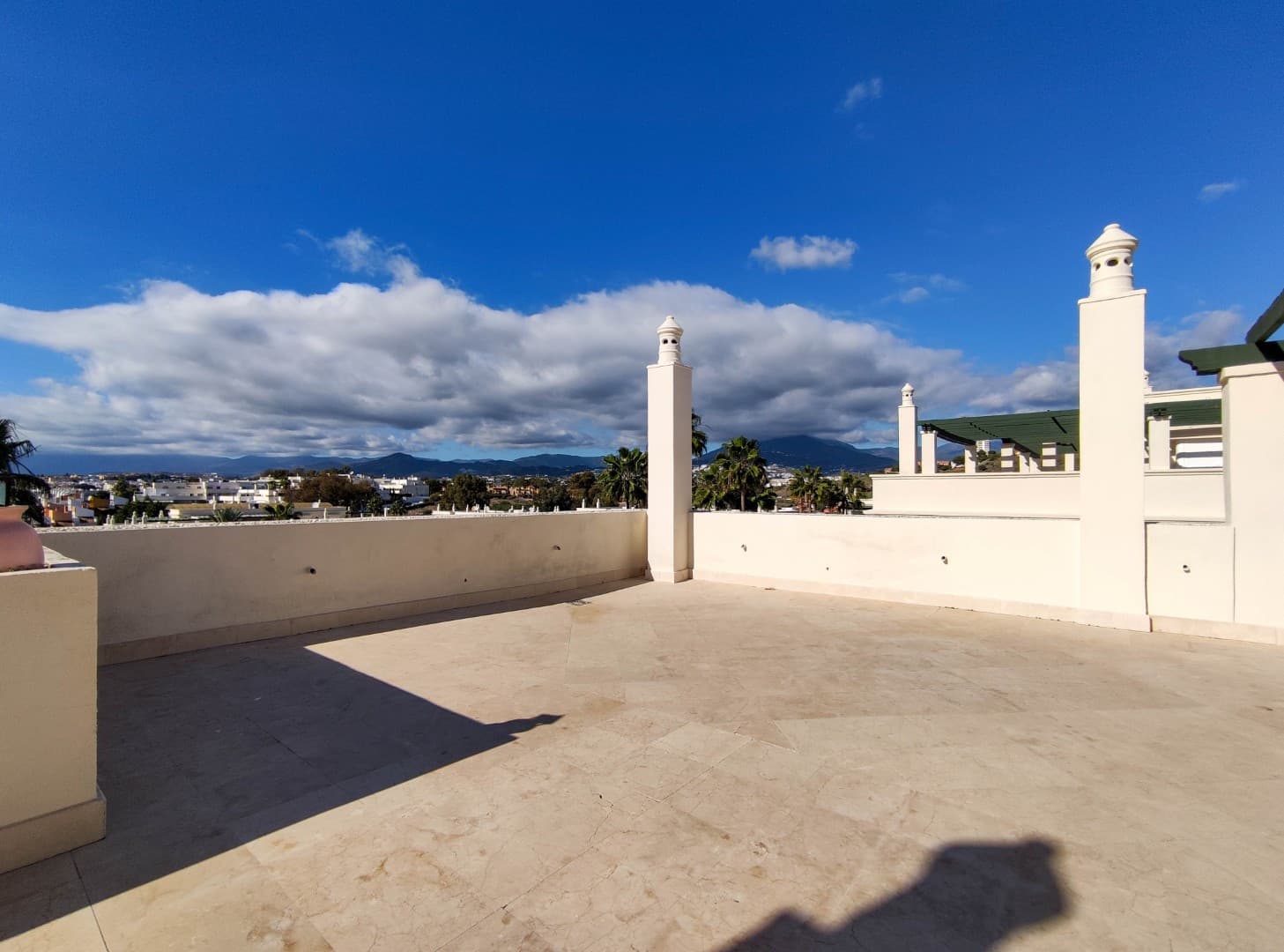 Ático residencial consolidado entre Nueva Andalucía y Puerto Banús