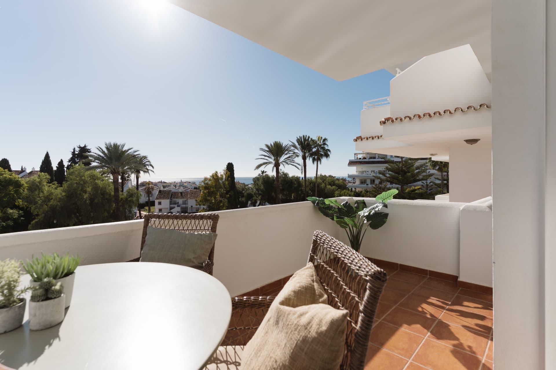 Sea view apartment on prime location