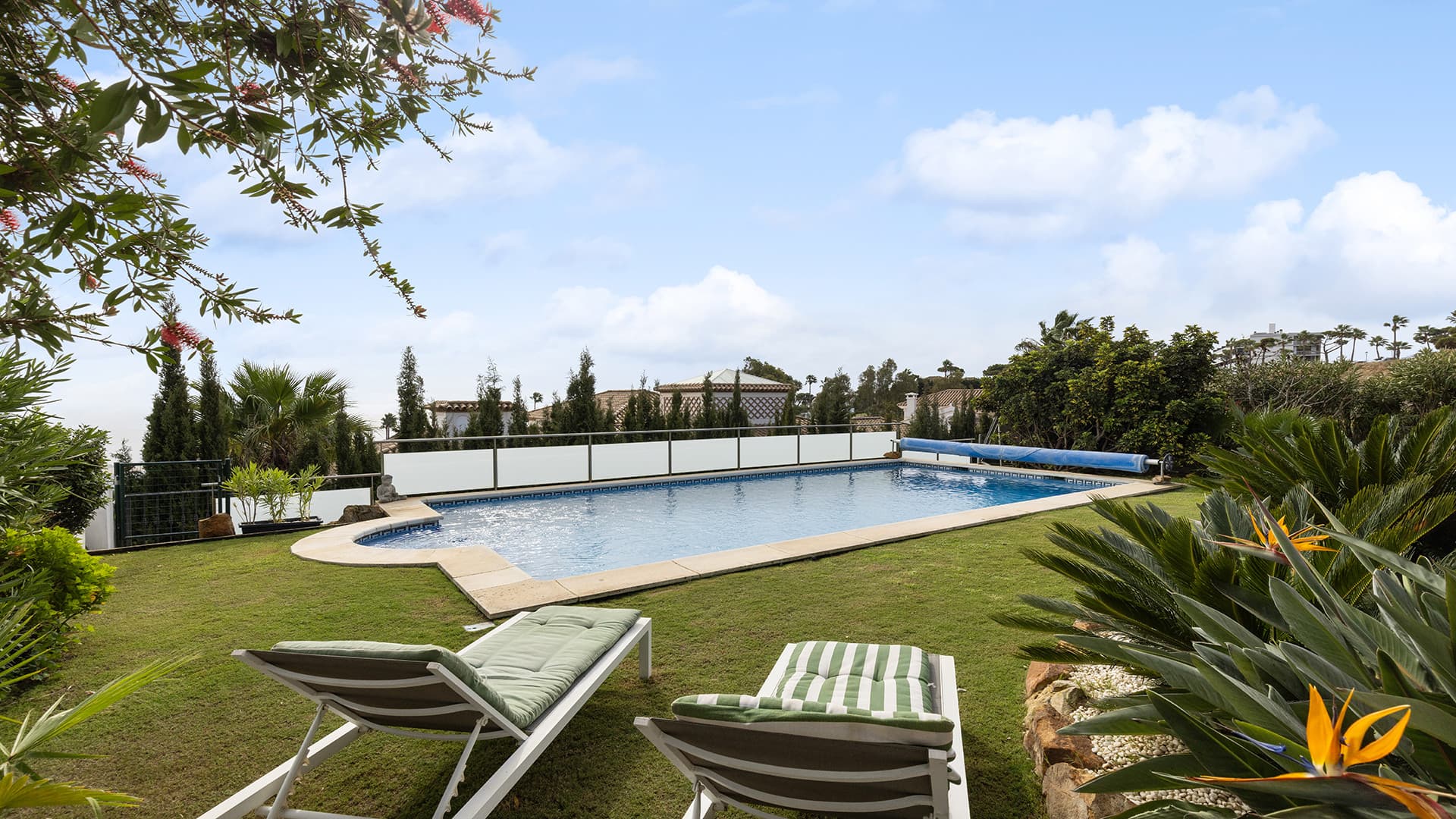 Elegant 4-Bedroom Villa with Panoramic Sea Views in La Paloma, Manilva