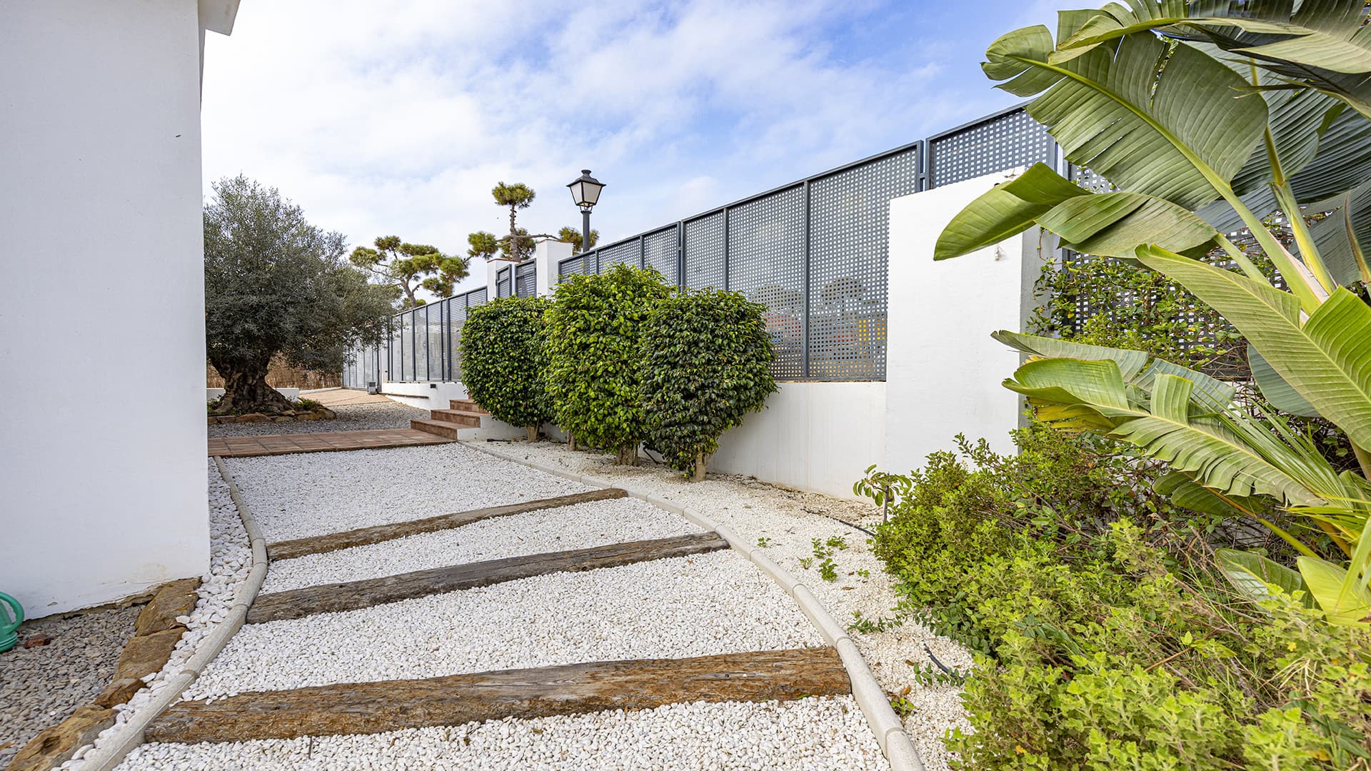 Elegant 4-Bedroom Villa with Panoramic Sea Views in La Paloma, Manilva