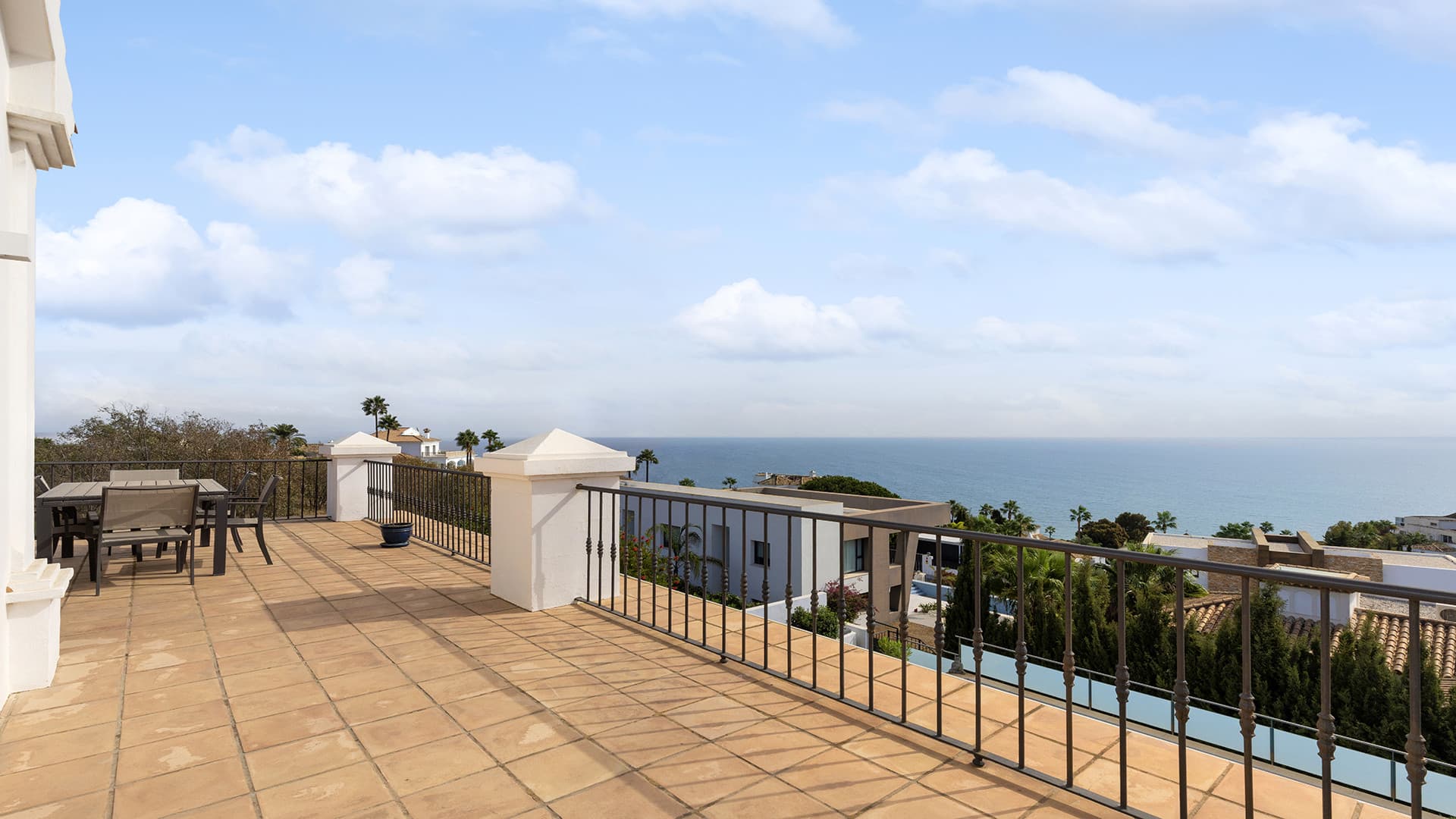 Elegant 4-Bedroom Villa with Panoramic Sea Views in La Paloma, Manilva