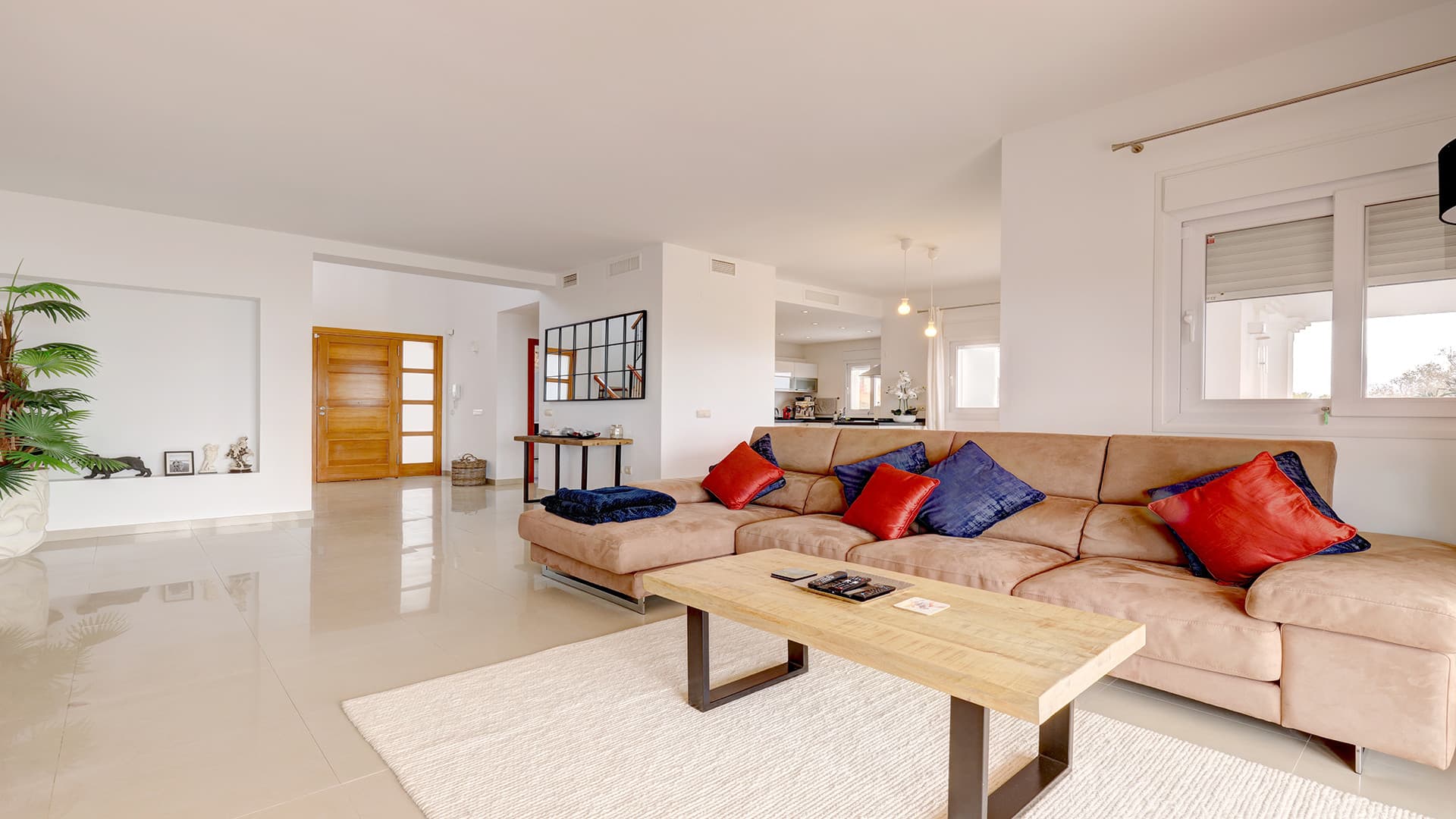 Elegant 4-Bedroom Villa with Panoramic Sea Views in La Paloma, Manilva