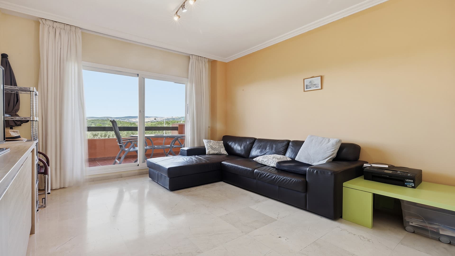 Beautiful Two-Bedroom Apartment in Casares Costa