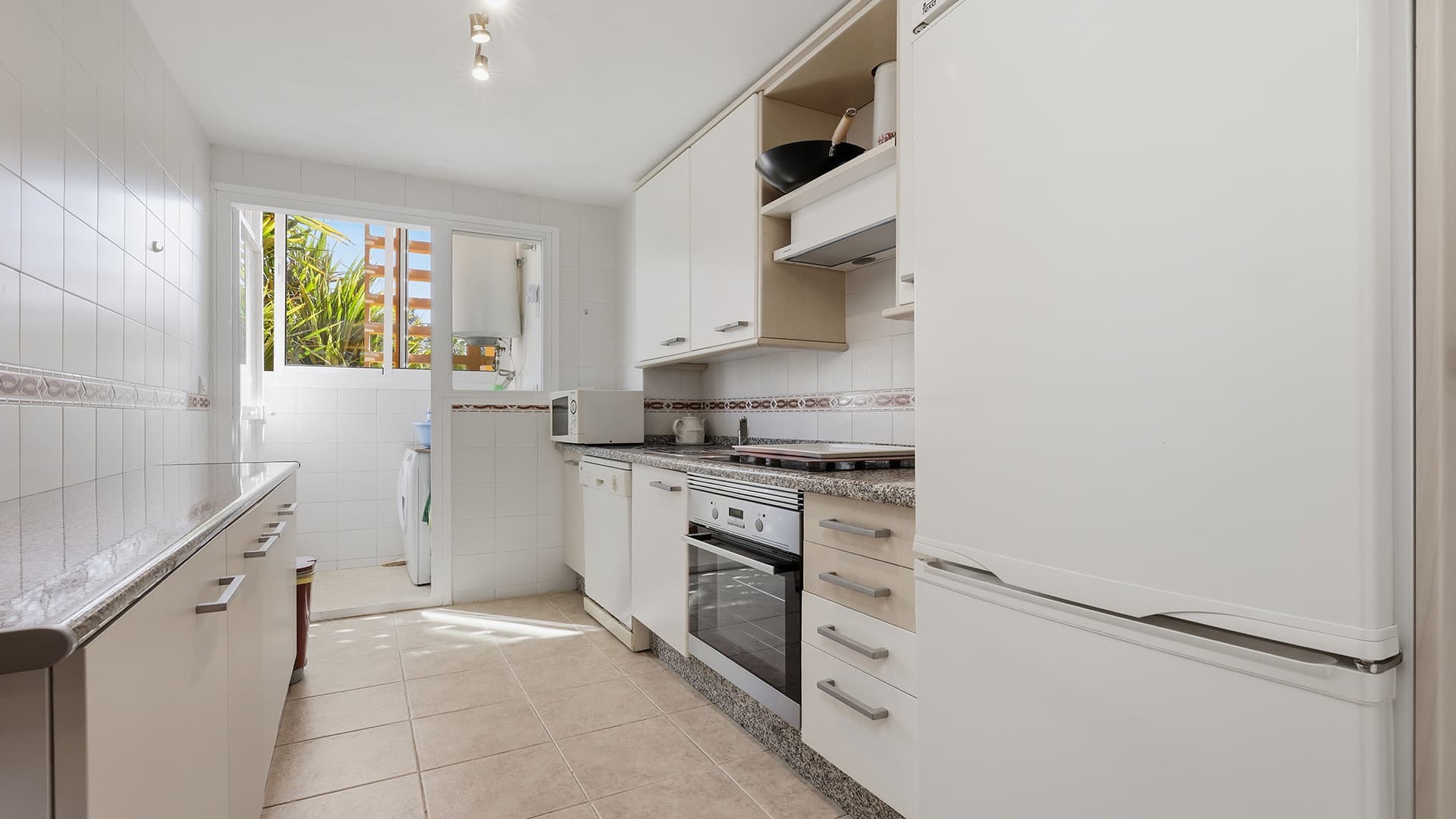 Beautiful Two-Bedroom Apartment in Casares Costa