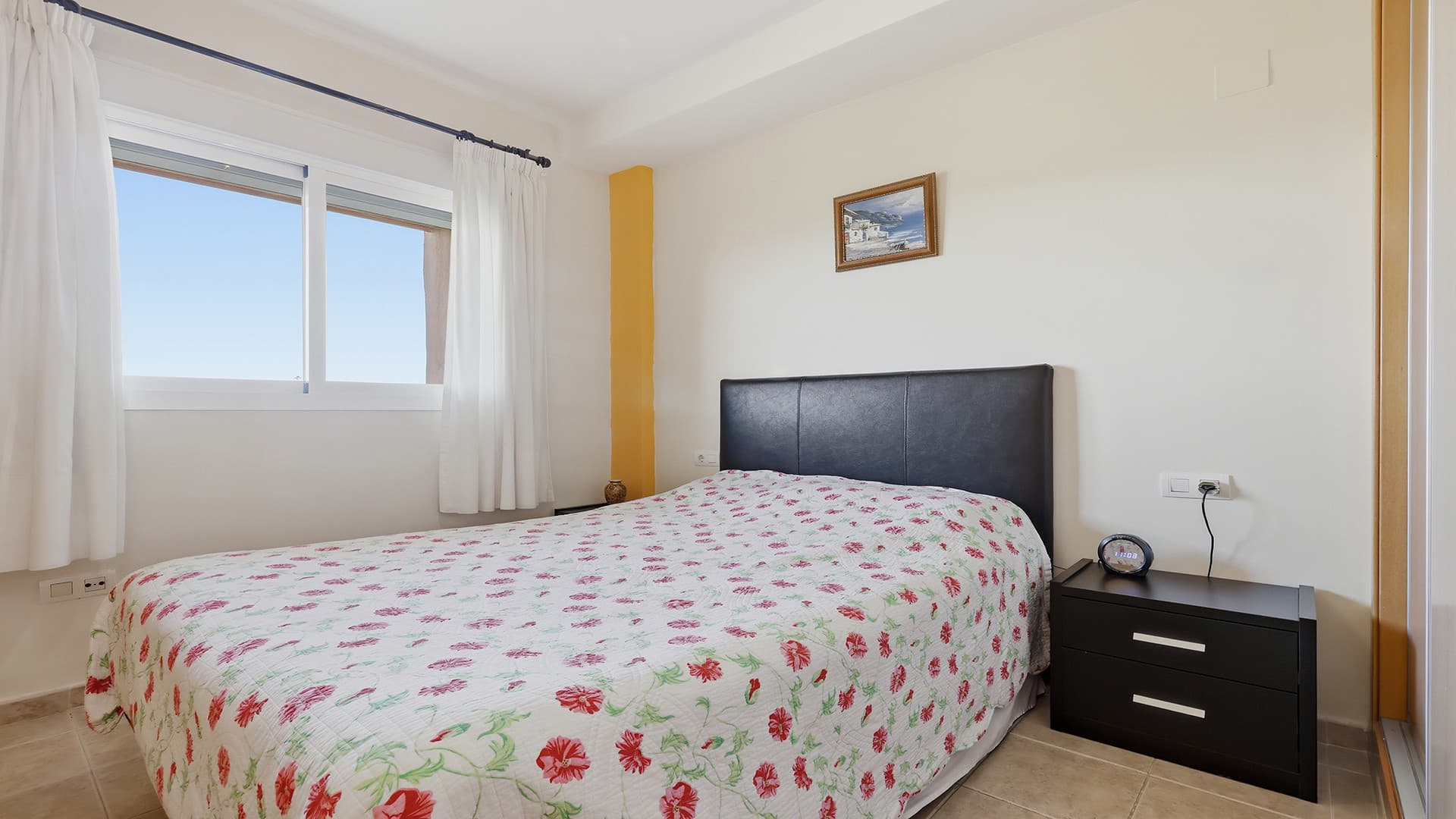 Beautiful Two-Bedroom Apartment in Casares Costa