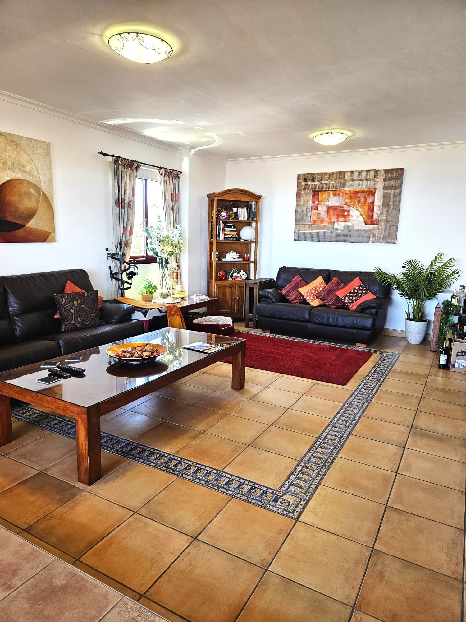Three-Bedroom Apartment with Panoramic Sea Views in Calahonda