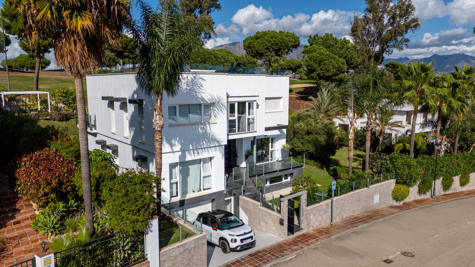 Hermosa villa contemporánea en campo de golf - La Cala Golf