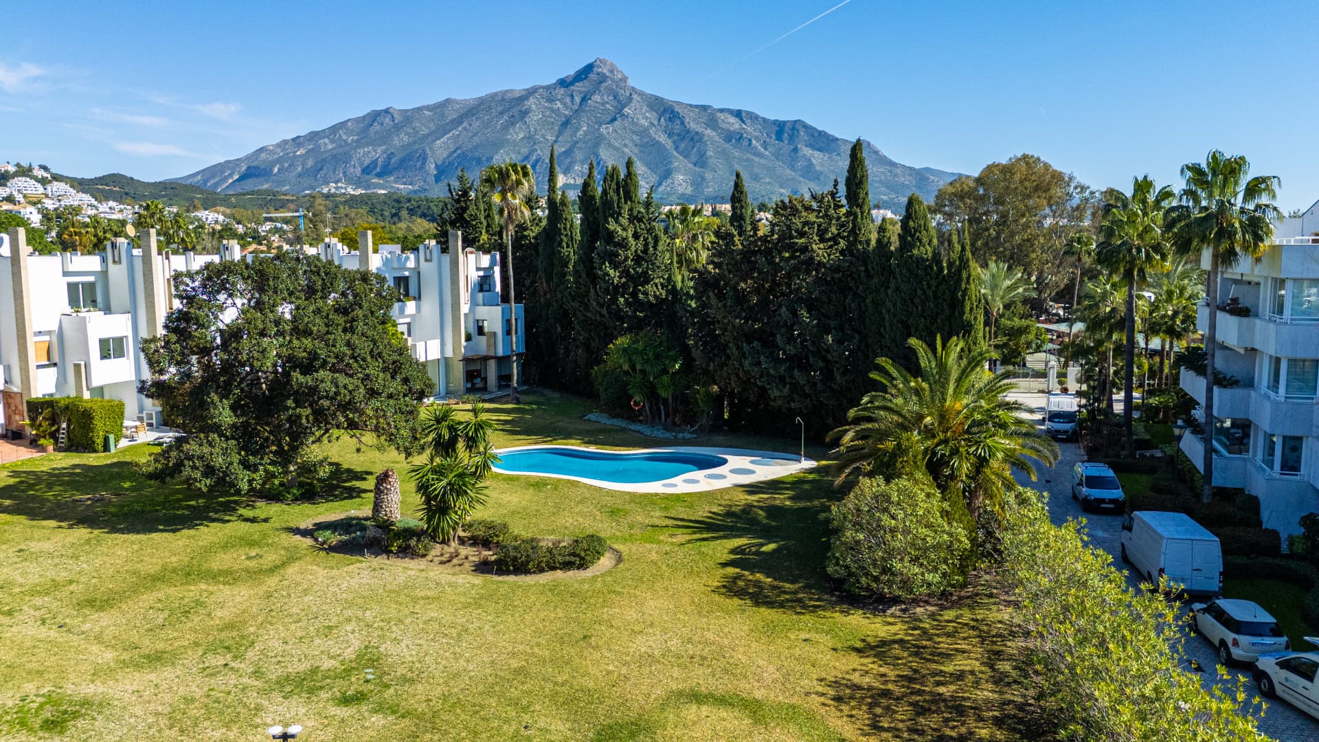 Luxury Penthouse in Nueva Andalucía