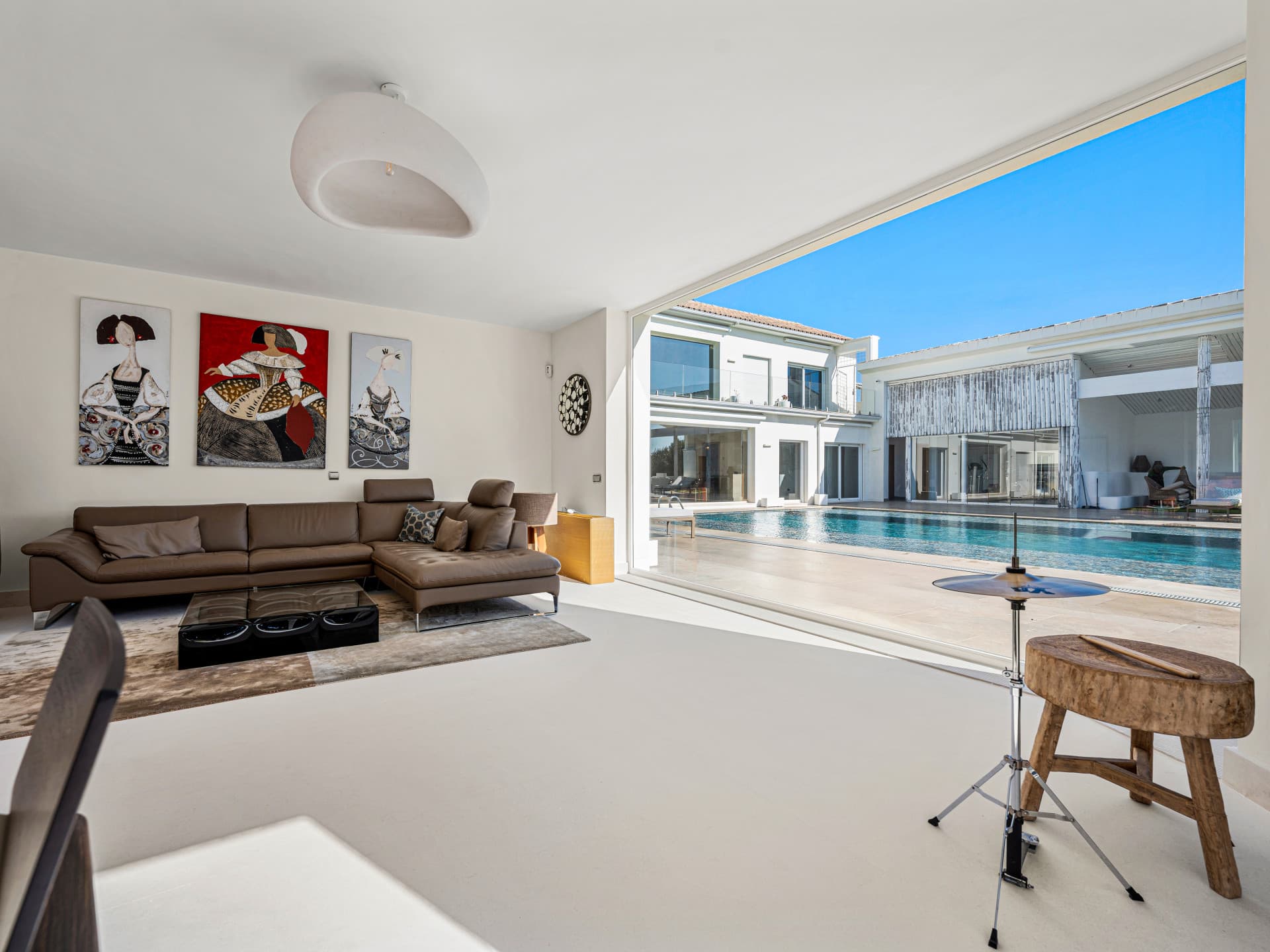 Ultra-Prime South-Facing Villa with Sea & Mountain Views