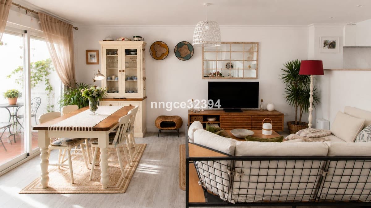 Fully Renovated Beachfront Townhouse | Designer Kitchen | Private Garden | Rooftop Sea Views