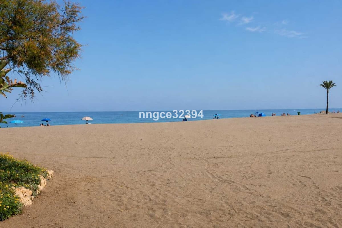 Fully Renovated Beachfront Townhouse | Designer Kitchen | Private Garden | Rooftop Sea Views