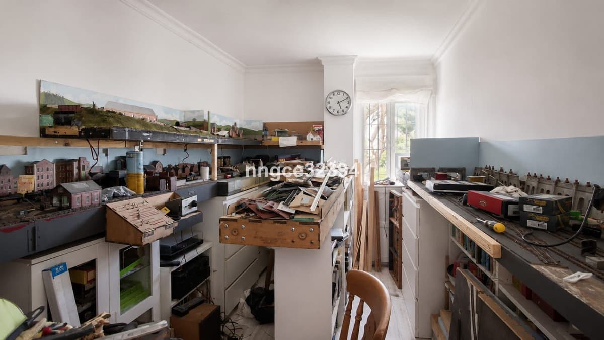 Fully Renovated Beachfront Townhouse | Designer Kitchen | Private Garden | Rooftop Sea Views