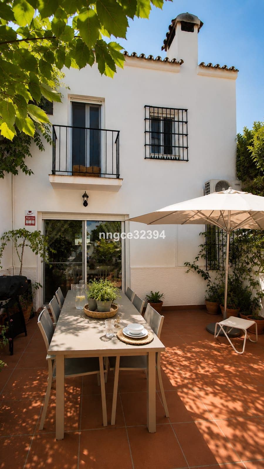Fully Renovated Beachfront Townhouse | Designer Kitchen | Private Garden | Rooftop Sea Views