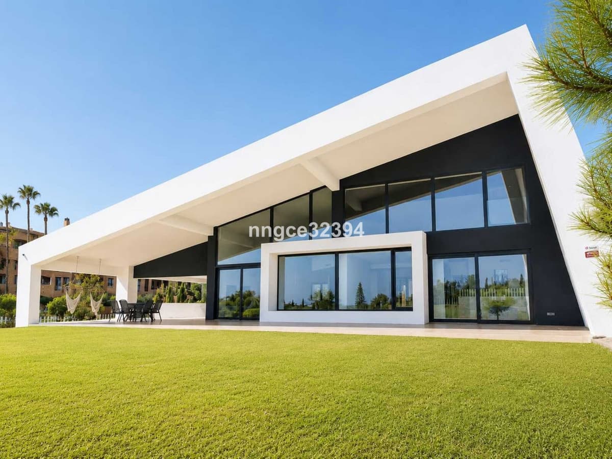 Contemporary Architectural Villa | New Golden Mile | Sea Views | Exceptional Construction In the area near Ocean 11 Villas