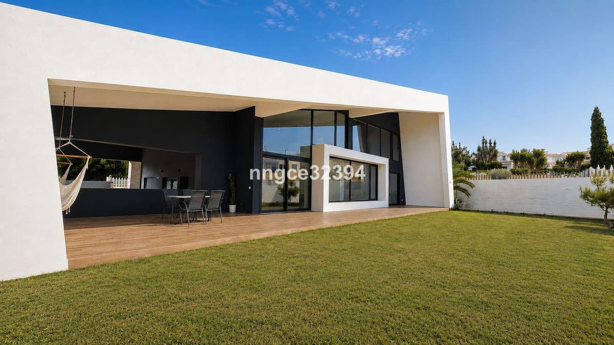 Contemporary Architectural Villa | New Golden Mile | Sea Views | Exceptional Construction In the area near Ocean 11 Villas