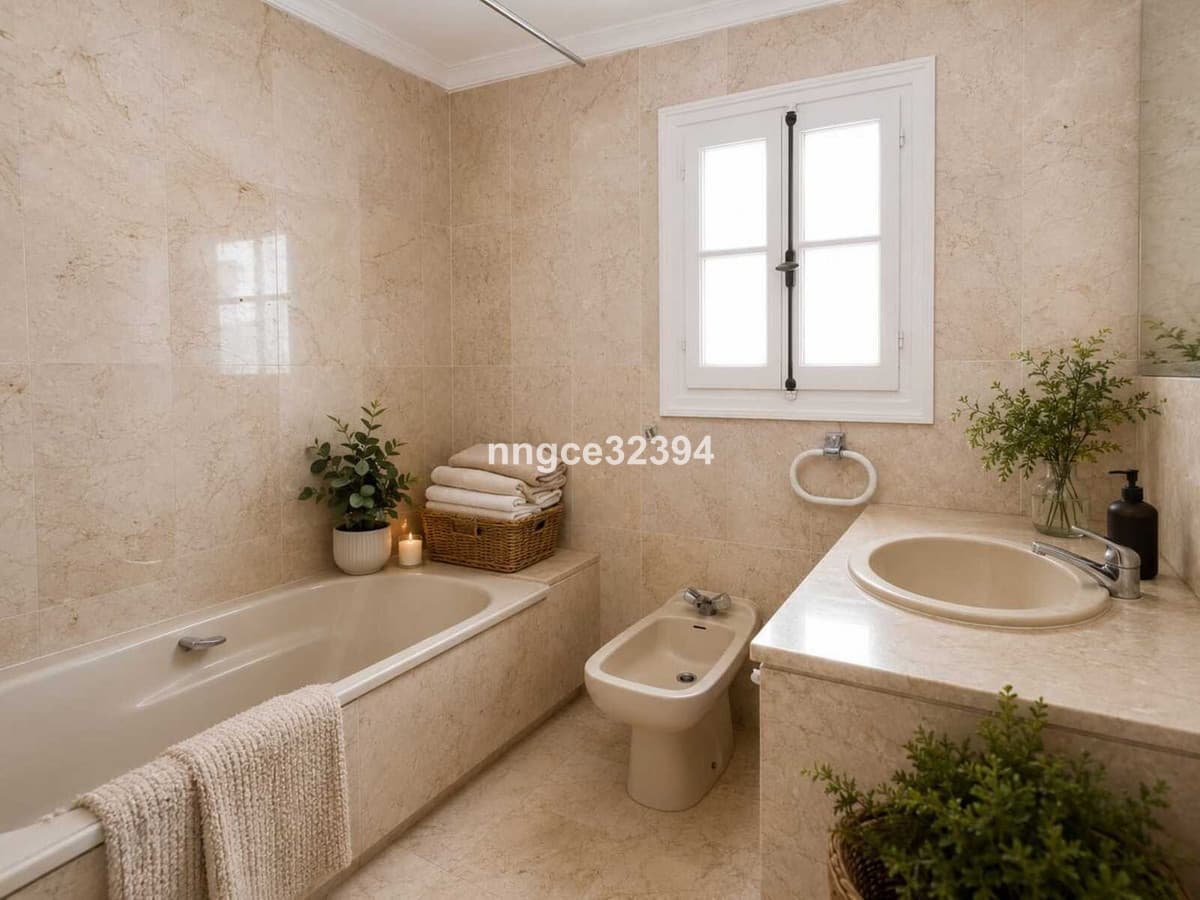 5-Room Penthouse with Guest Suites & Huge 360° Terraces – El Paraíso, New Golden Mile – Tourist Licences Obtainable