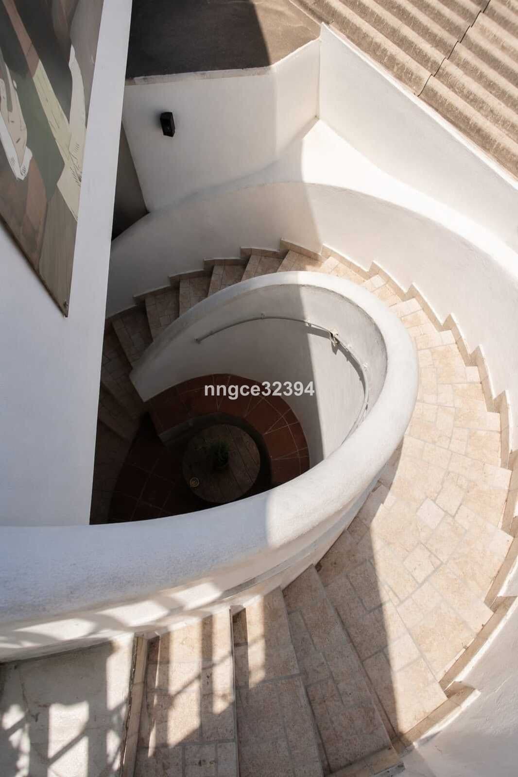 5-Room Penthouse with Guest Suites & Huge 360° Terraces – El Paraíso, New Golden Mile – Tourist Licences Obtainable