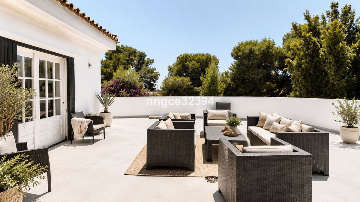 5-Room Penthouse with Guest Suites & Huge 360° Terraces – El Paraíso, New Golden Mile – Tourist Licences Obtainable