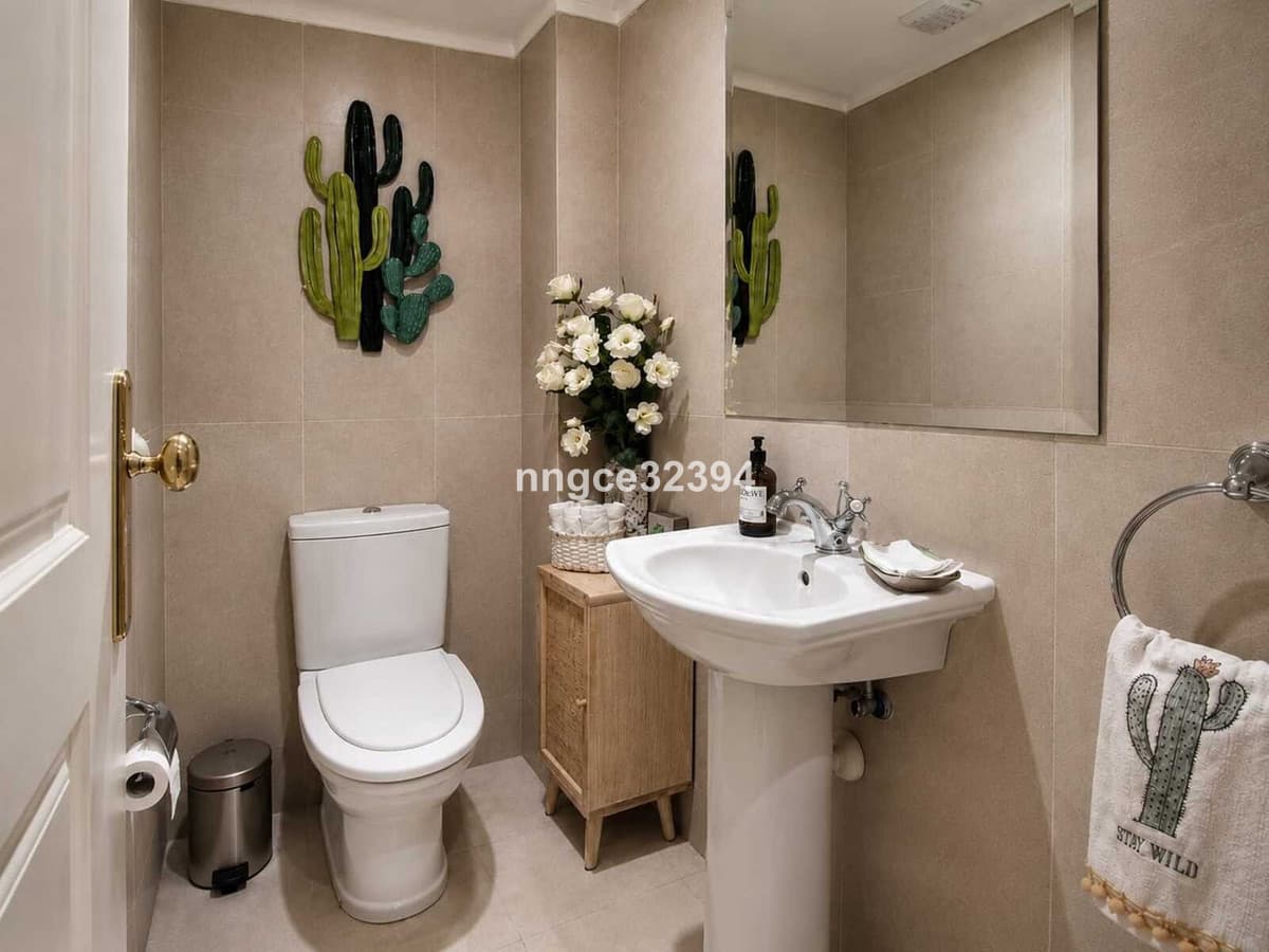2-Bedroom Sea-View Apartment in Sierra Blanca, 5 Minutes from Marbella's Golden Mile