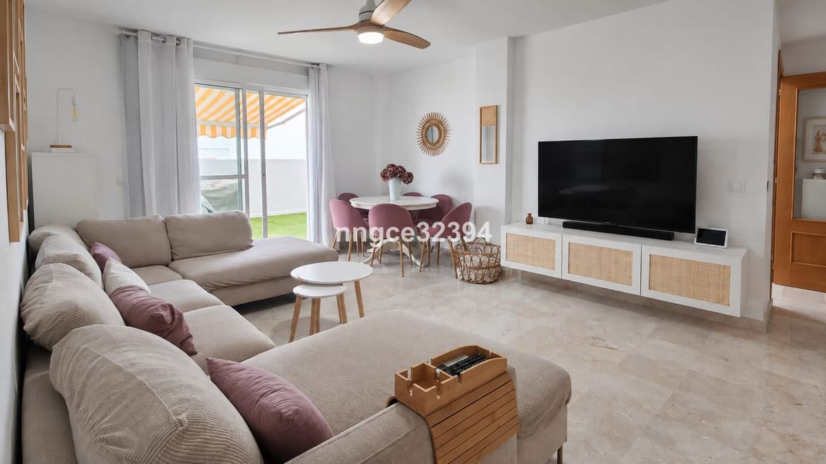 BENAHAVÍS PUEBLO | LARGE COVERED PATIO | FULLY FURNISHED | GARAGE | STORAGE | LIFT | POOL