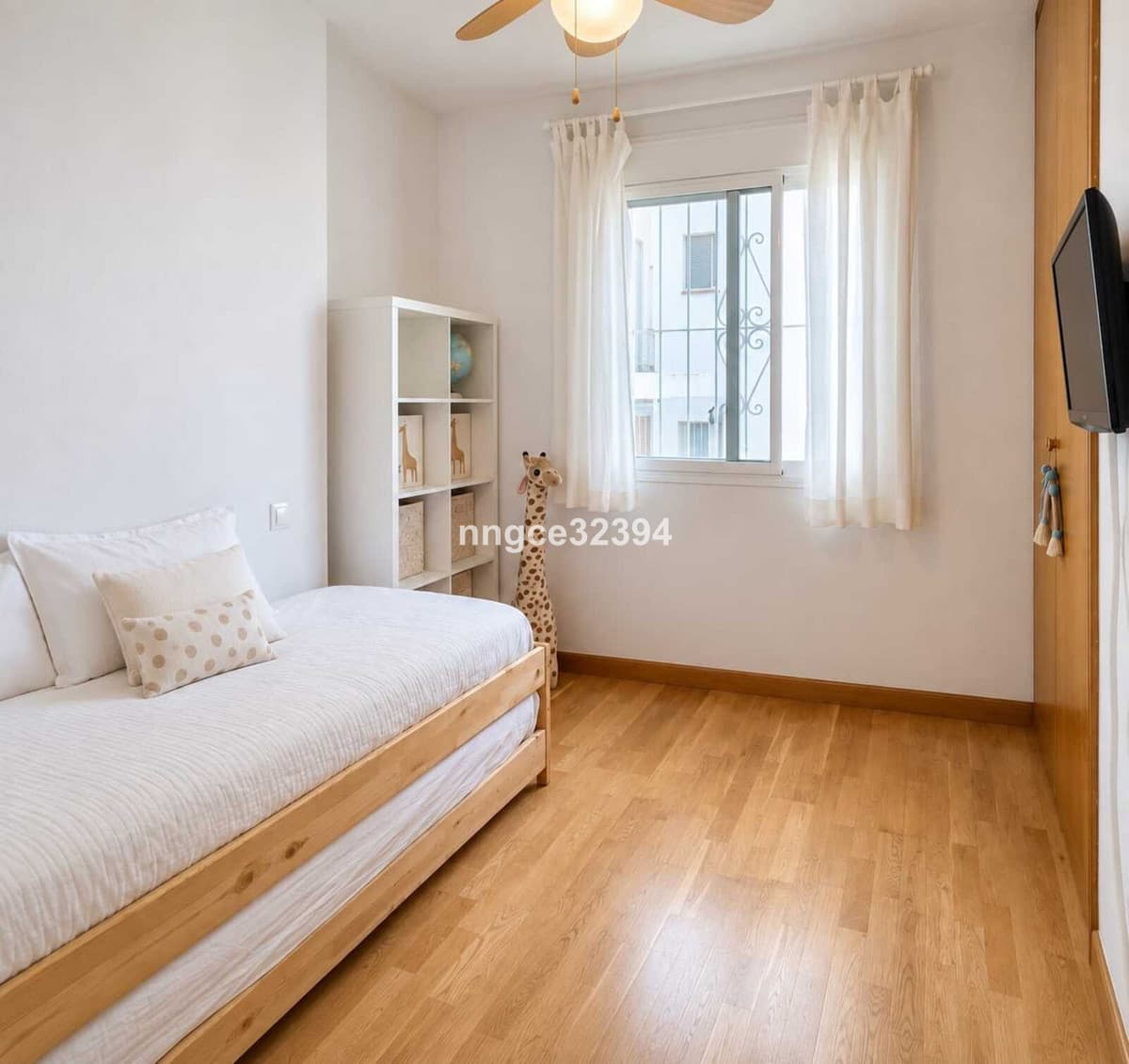 BENAHAVÍS PUEBLO | LARGE COVERED PATIO | FULLY FURNISHED | GARAGE | STORAGE | LIFT | POOL