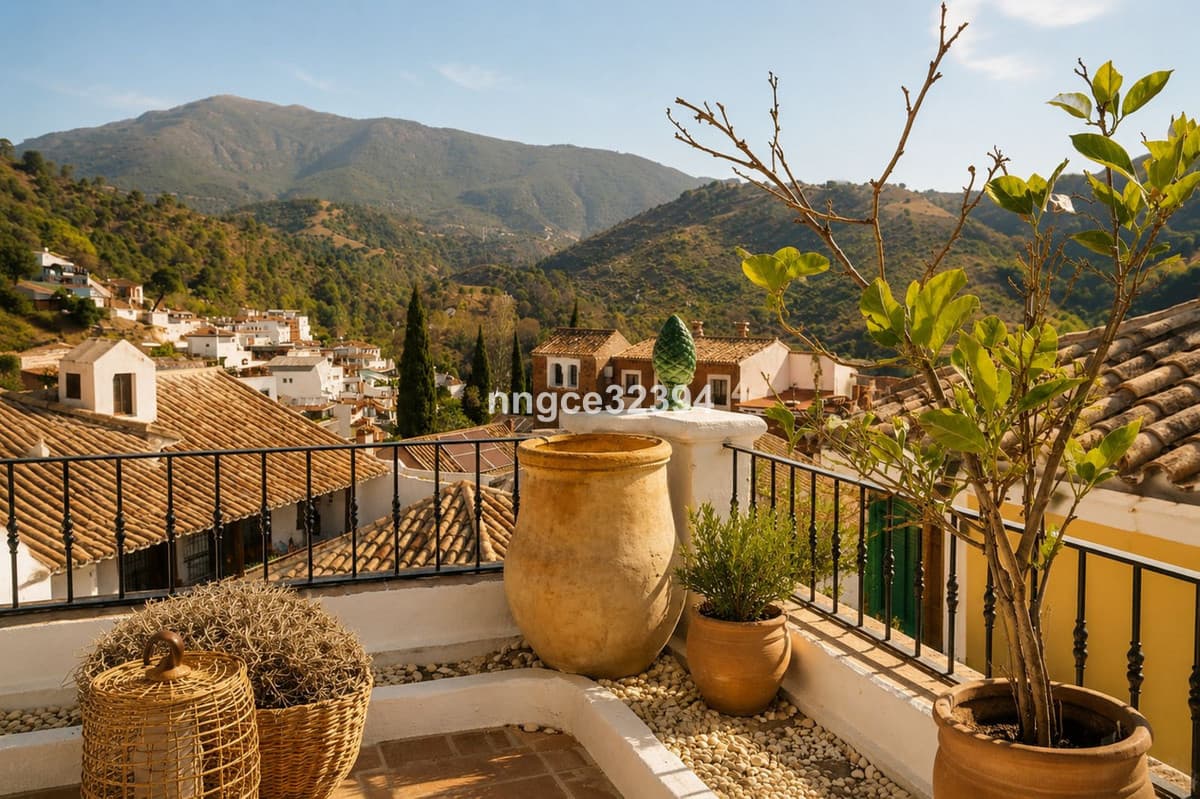 Dream Andalusian Home with Tourist Licence, Community Pool,