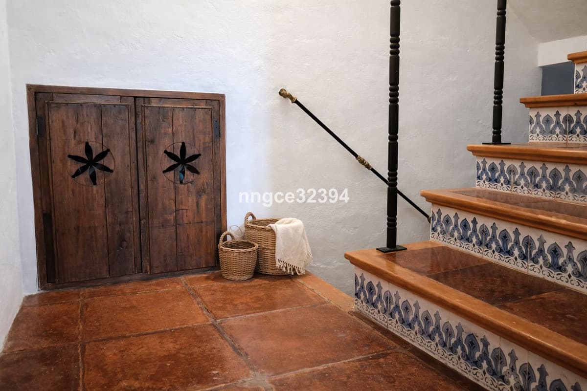 Dream Andalusian Home with Tourist Licence, Community Pool,