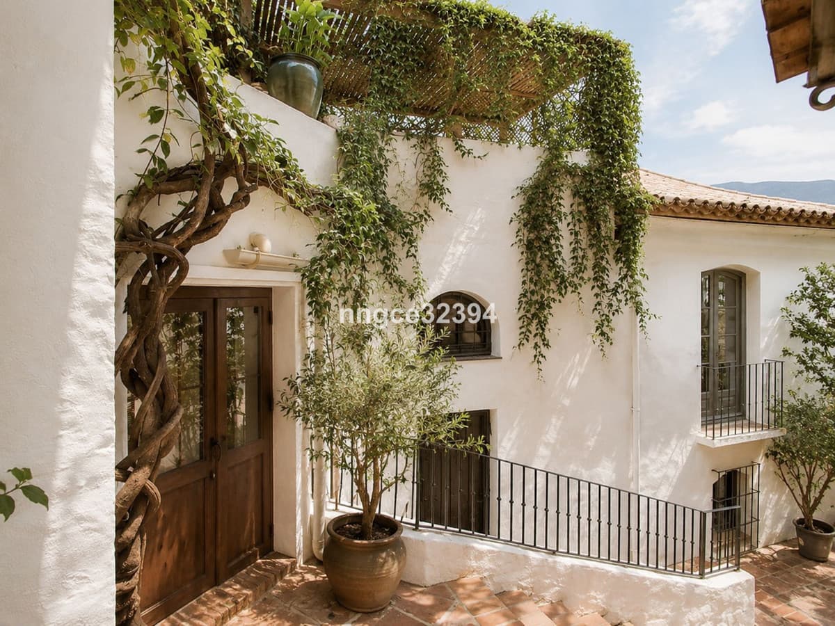 Dream Andalusian Home with Tourist Licence, Community Pool,