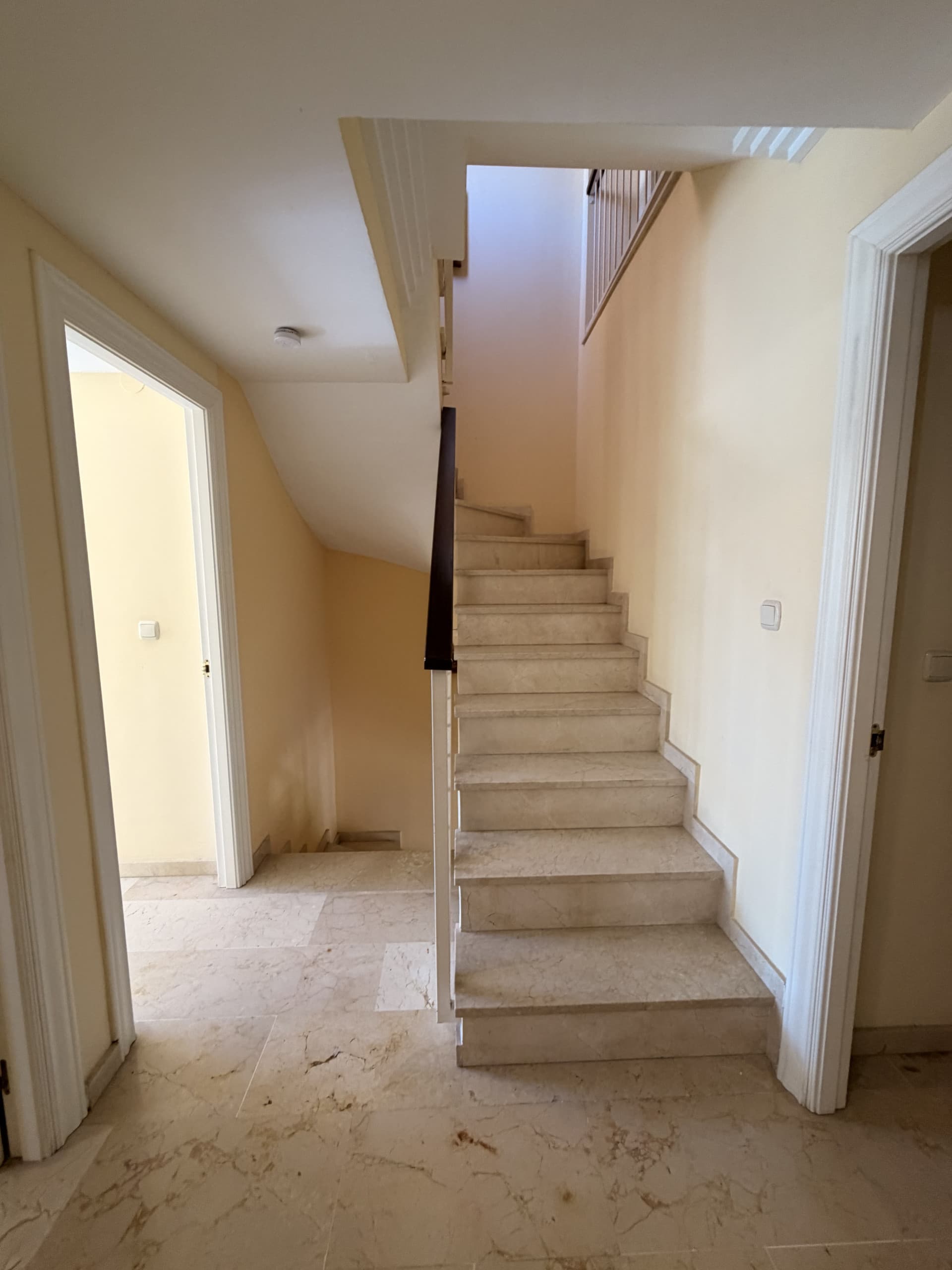 RENOVATION OPPORTUNITY IN MARBELLA